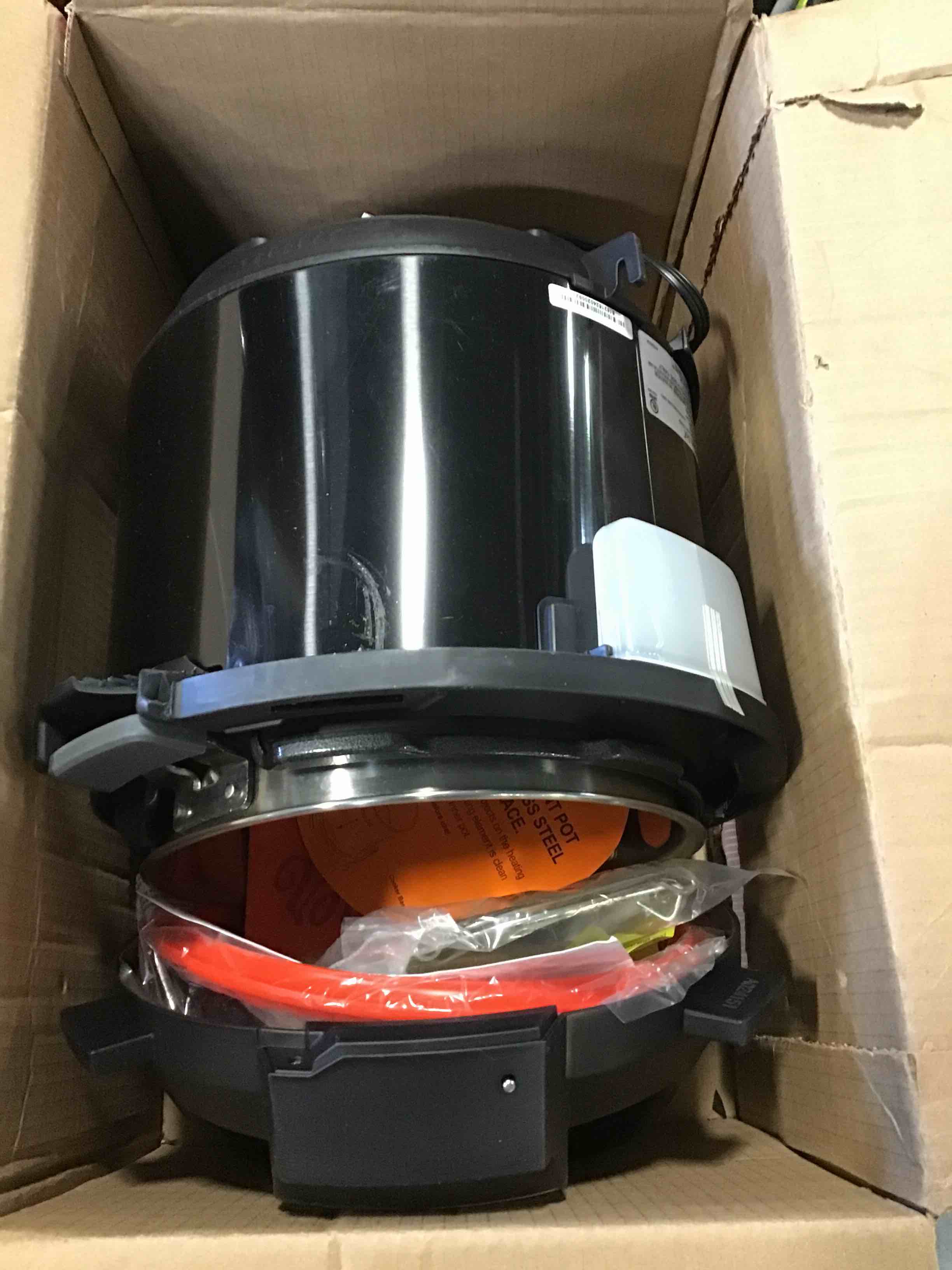 https://s3.amazonaws.com/lotting-images-prod/bidfta/PNK2258332_1739817069942.jpeg