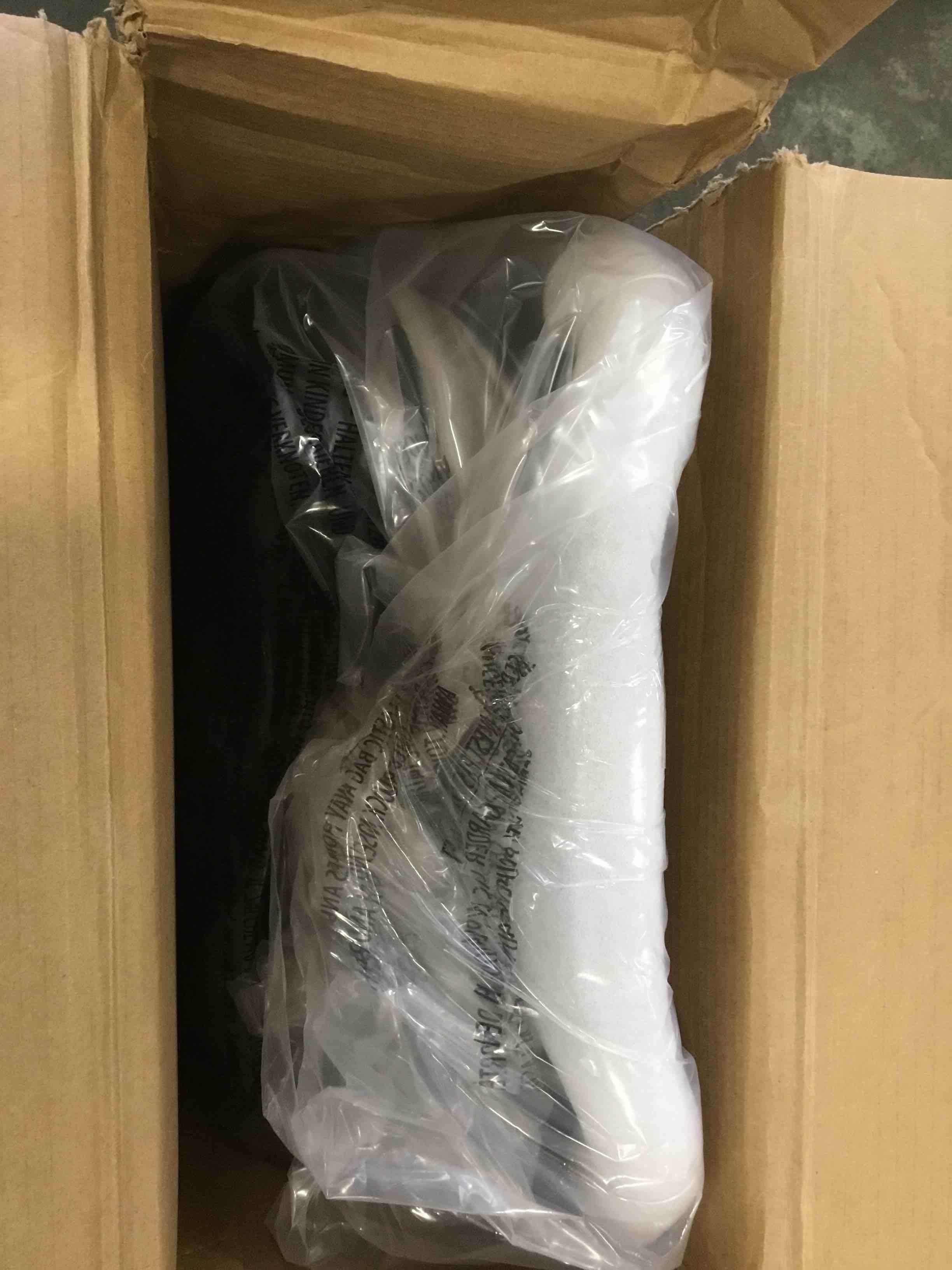 https://s3.amazonaws.com/lotting-images-prod/bidfta/PNK2259360_1740512862364.jpeg
