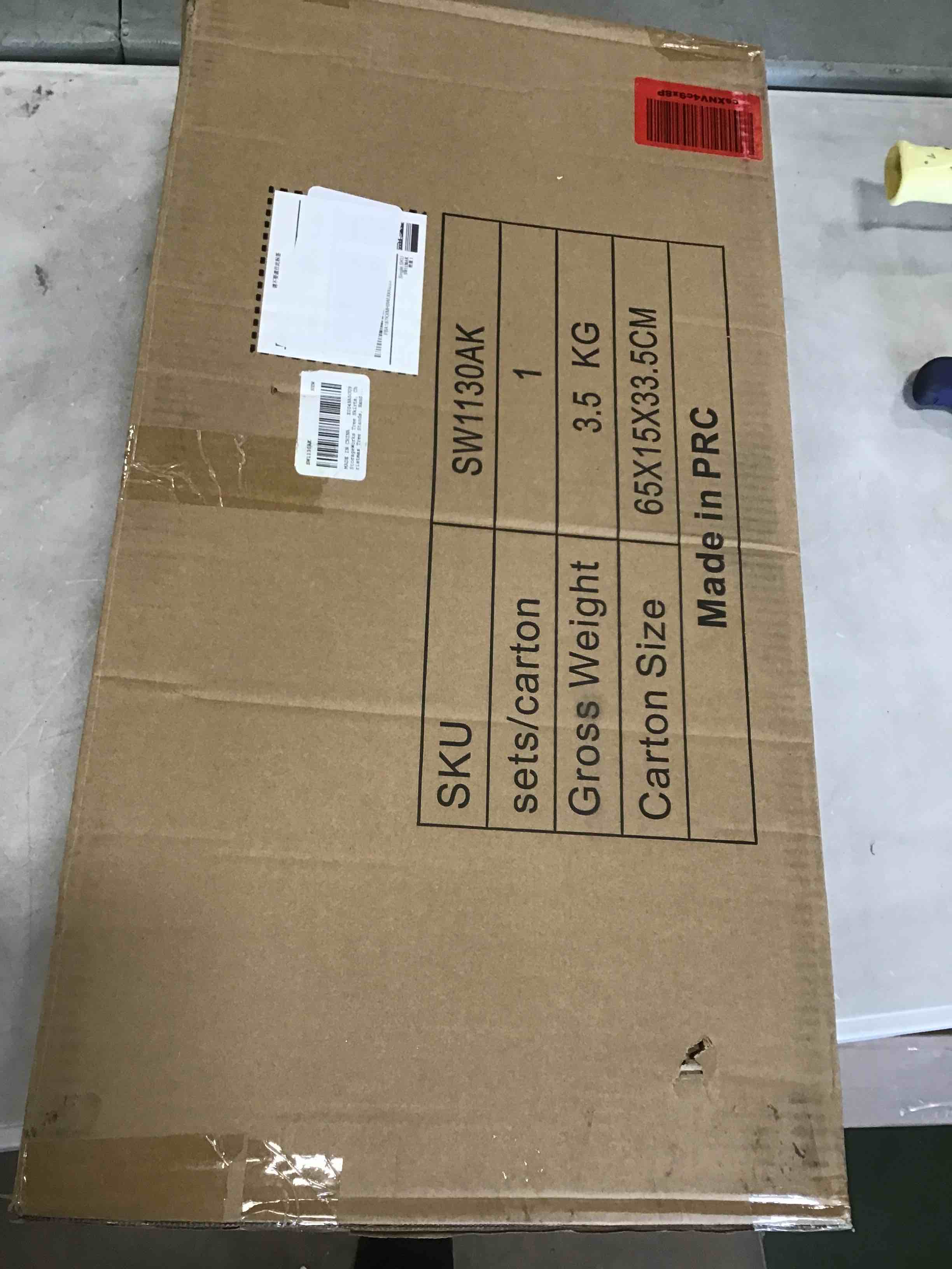 https://s3.amazonaws.com/lotting-images-prod/bidfta/PNK2259660_1740678037176.jpeg