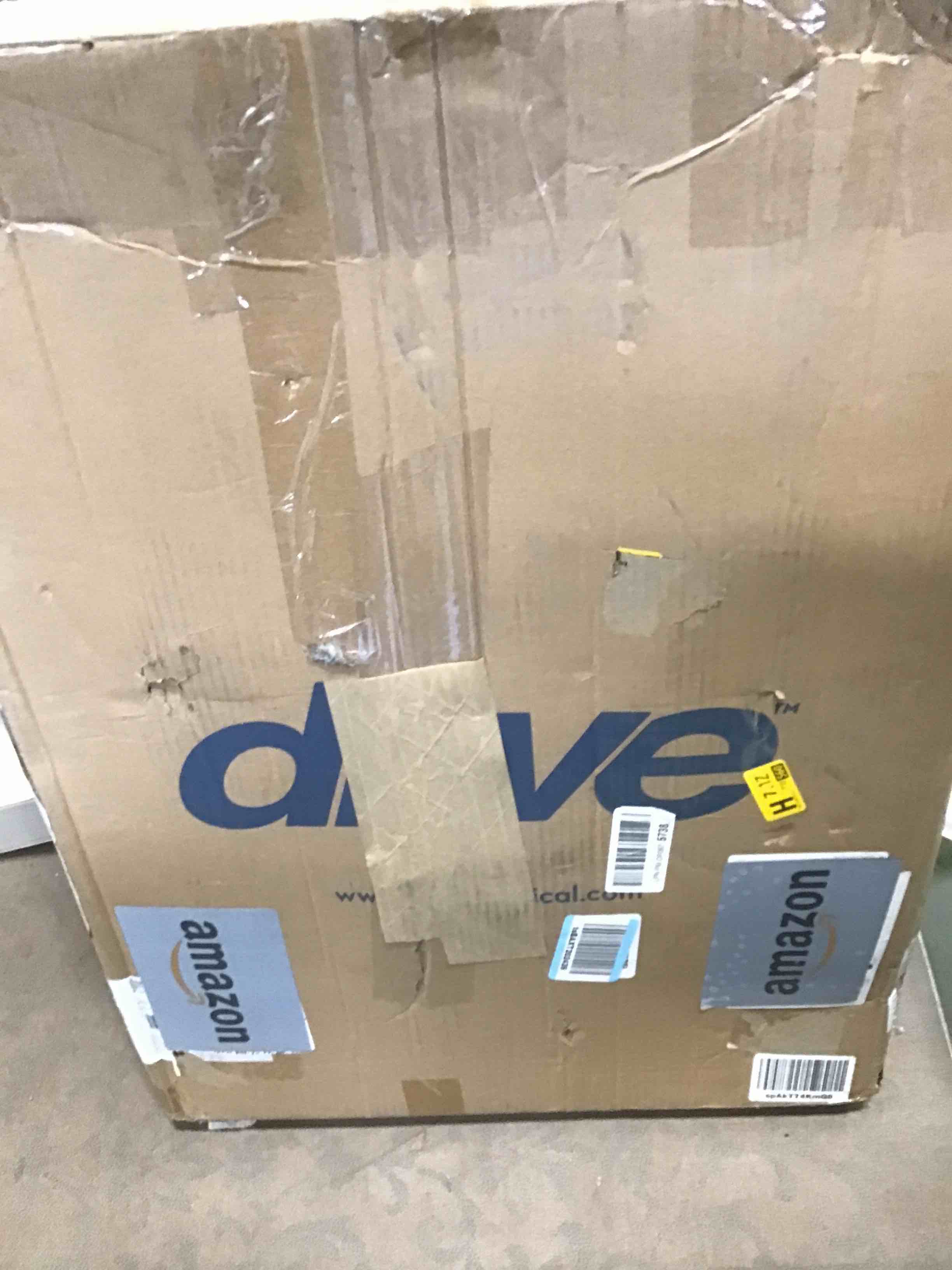 https://s3.amazonaws.com/lotting-images-prod/bidfta/PNK2259709_1740686994470.jpeg