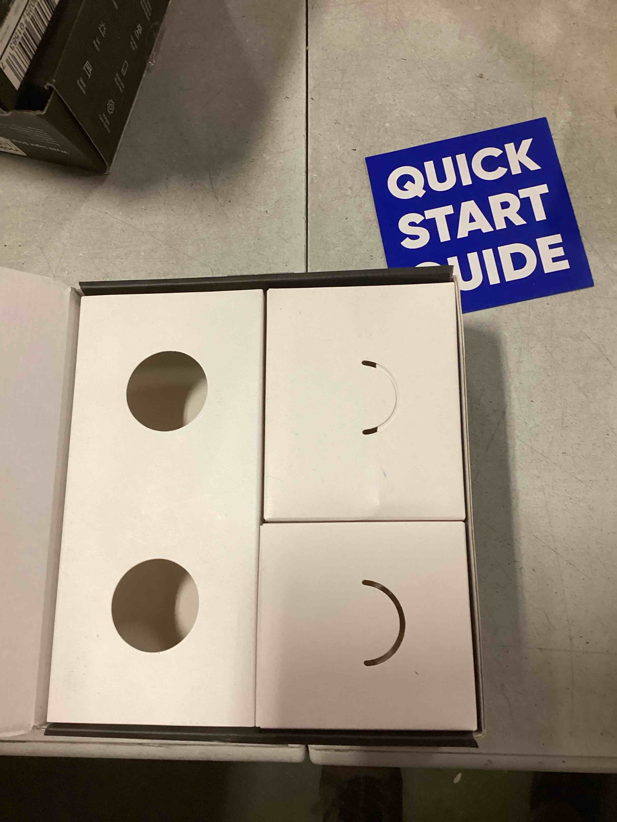 https://s3.amazonaws.com/lotting-images-prod/bidfta/PNK2260584_1738790060489.jpeg