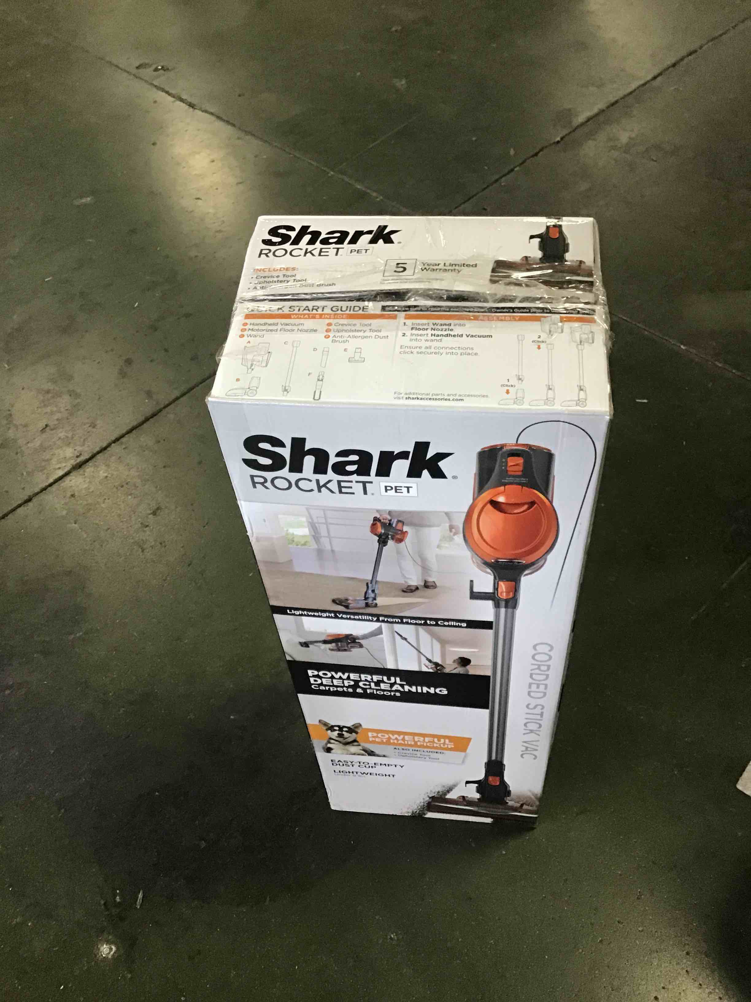 https://s3.amazonaws.com/lotting-images-prod/bidfta/PNK2262700_1739891821340.jpeg