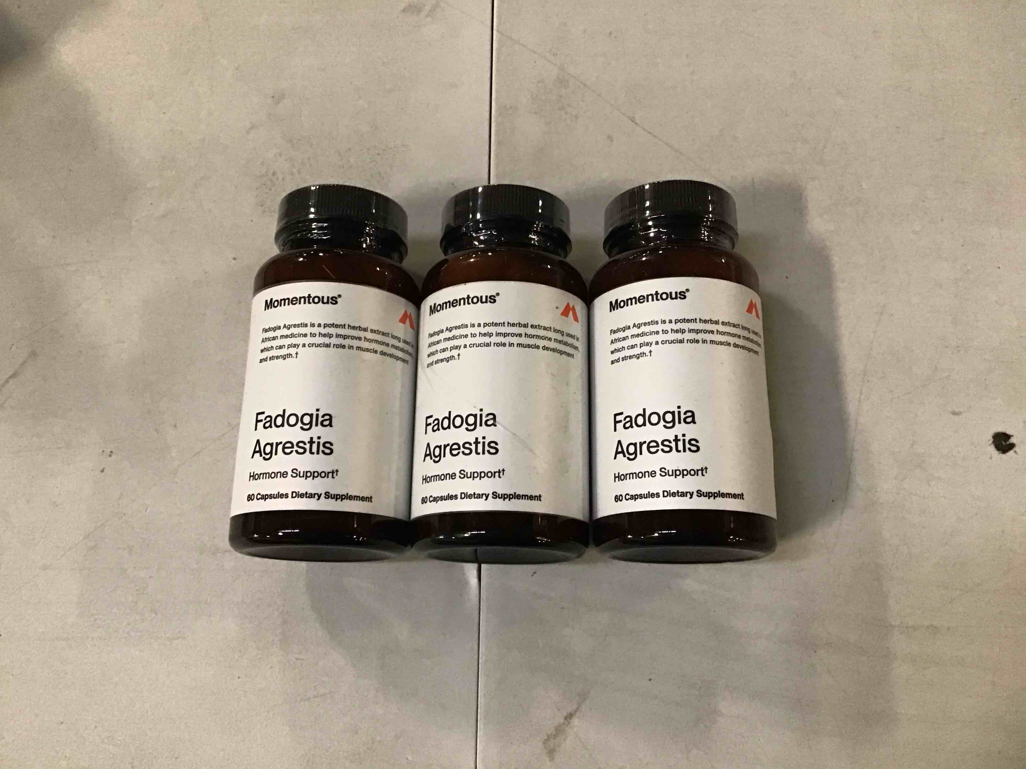 https://s3.amazonaws.com/lotting-images-prod/bidfta/PNK2263428_1738856251041.jpeg