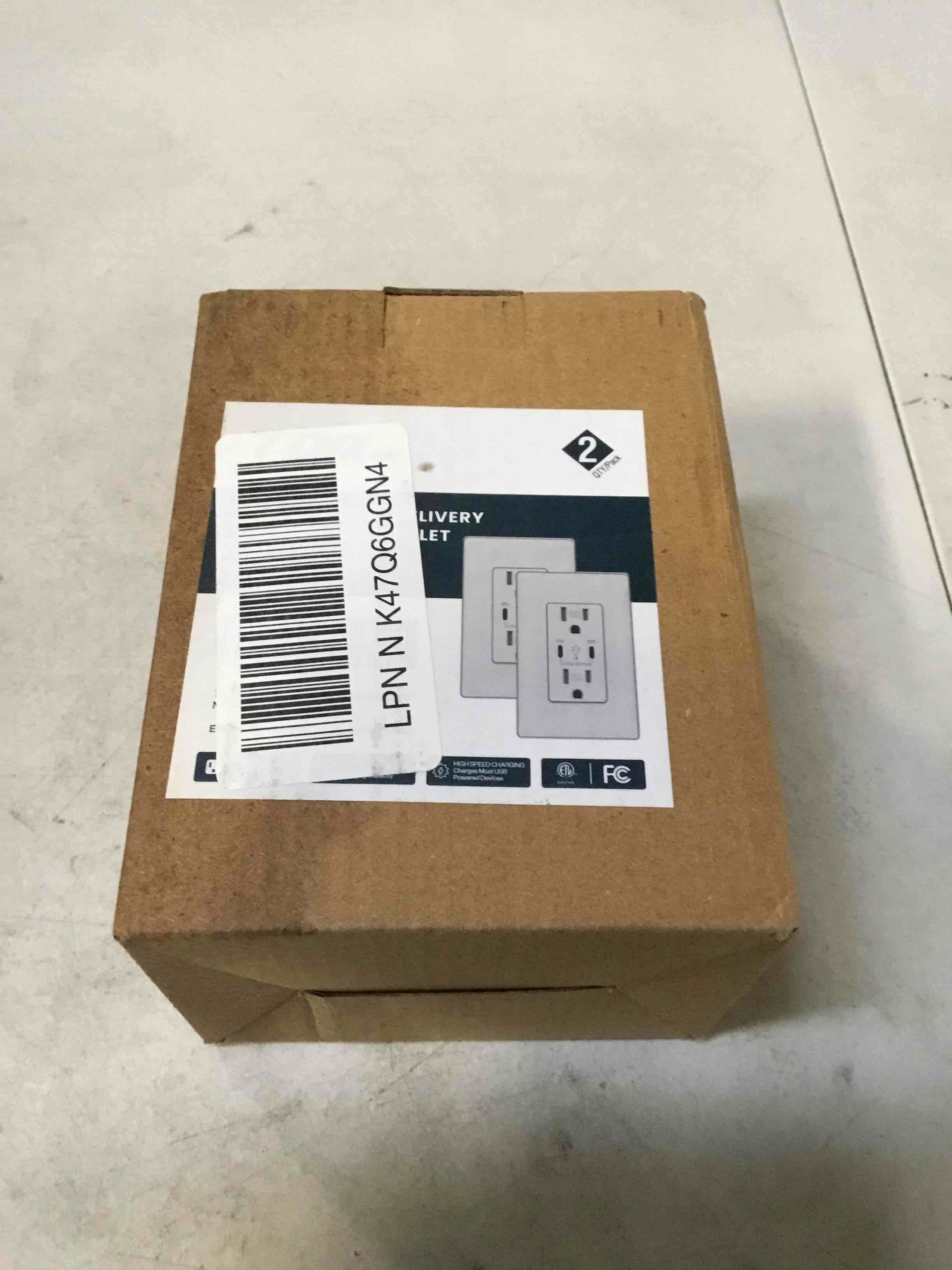 https://s3.amazonaws.com/lotting-images-prod/bidfta/PNK2263763_1738962521912.jpeg