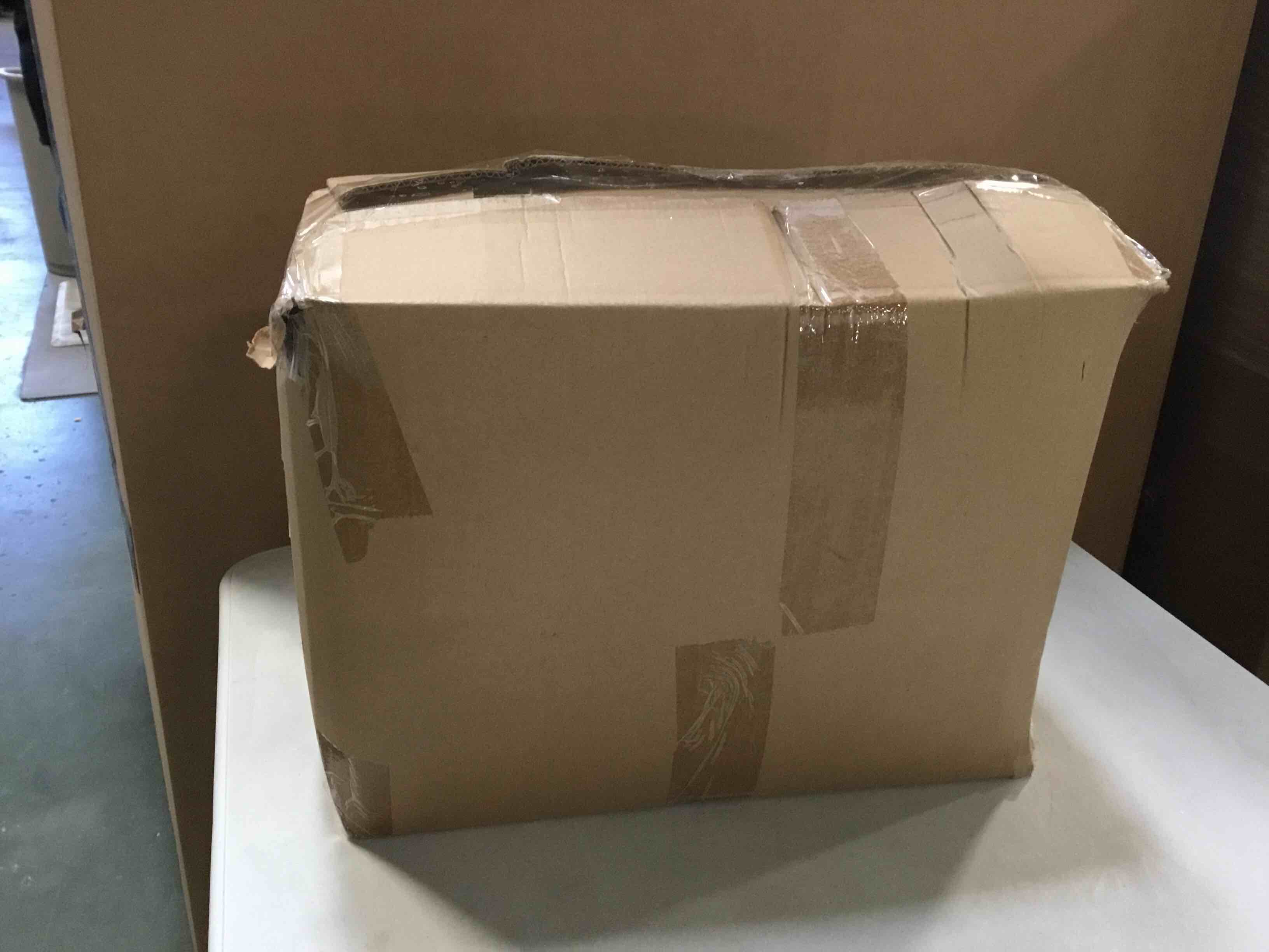https://s3.amazonaws.com/lotting-images-prod/bidfta/PNK2263802_1739197883328.jpeg