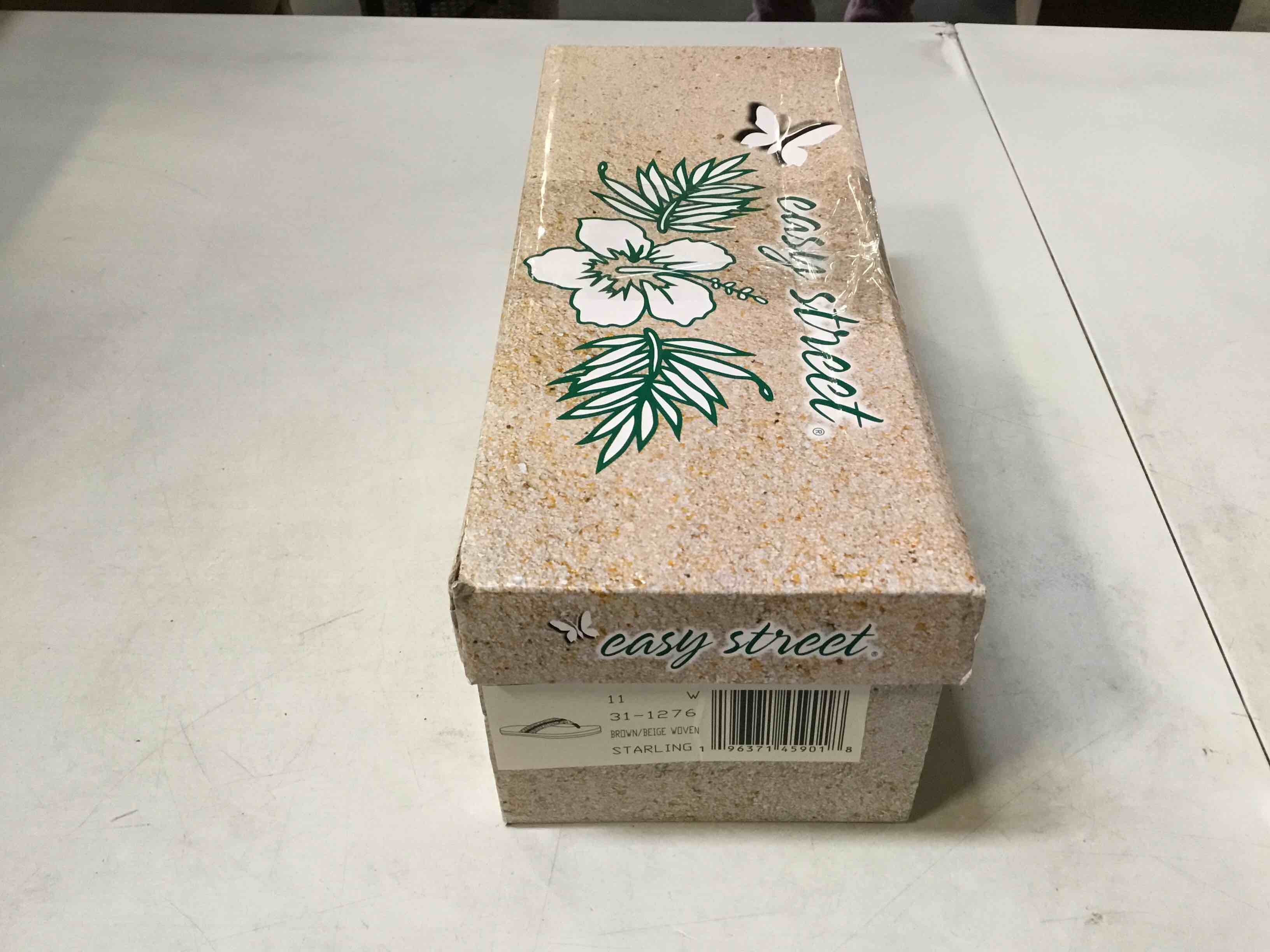 https://s3.amazonaws.com/lotting-images-prod/bidfta/PNK2263823_1739200935981.jpeg