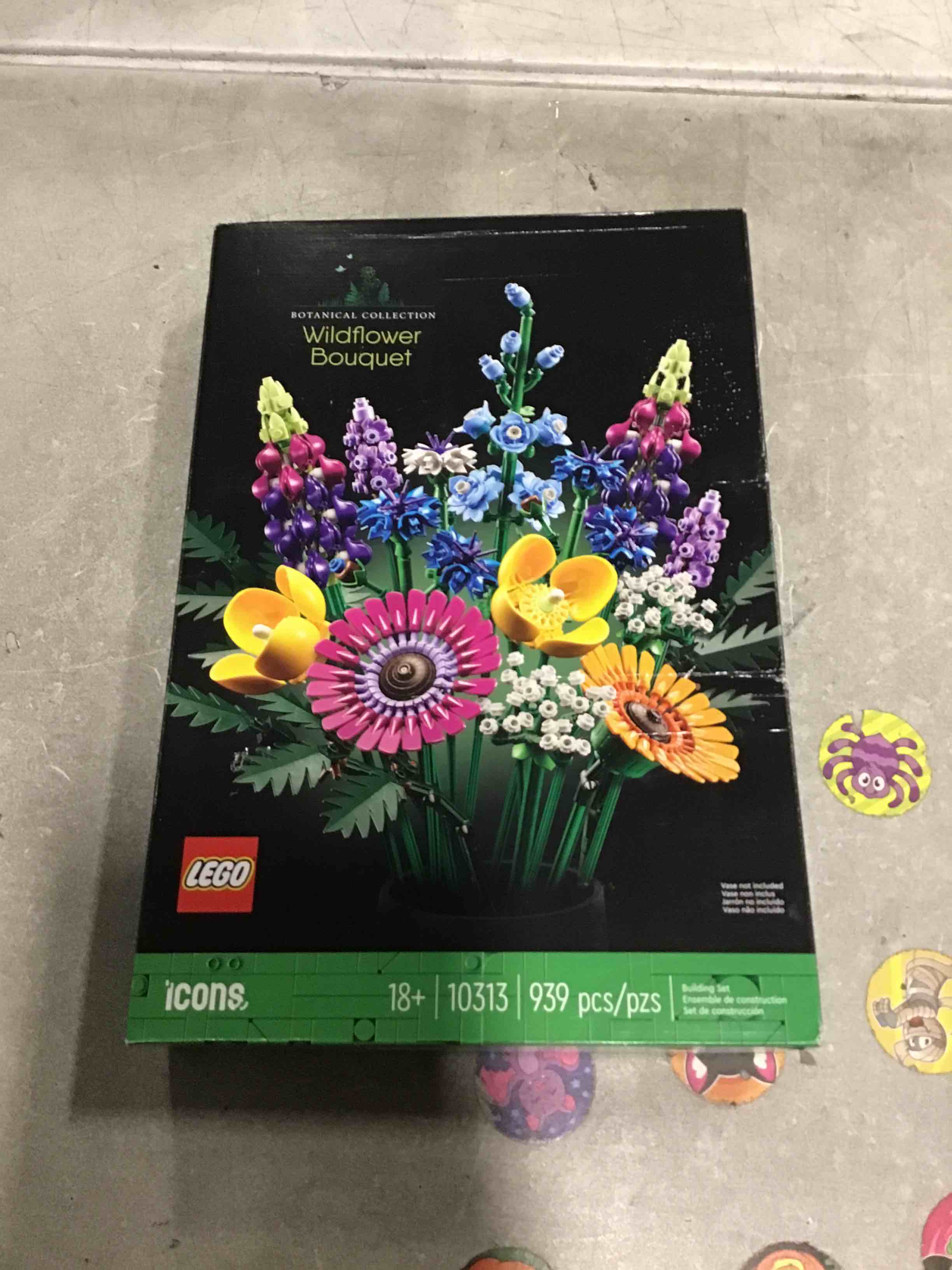 https://s3.amazonaws.com/lotting-images-prod/bidfta/PNK2269355_1739391078715.jpeg