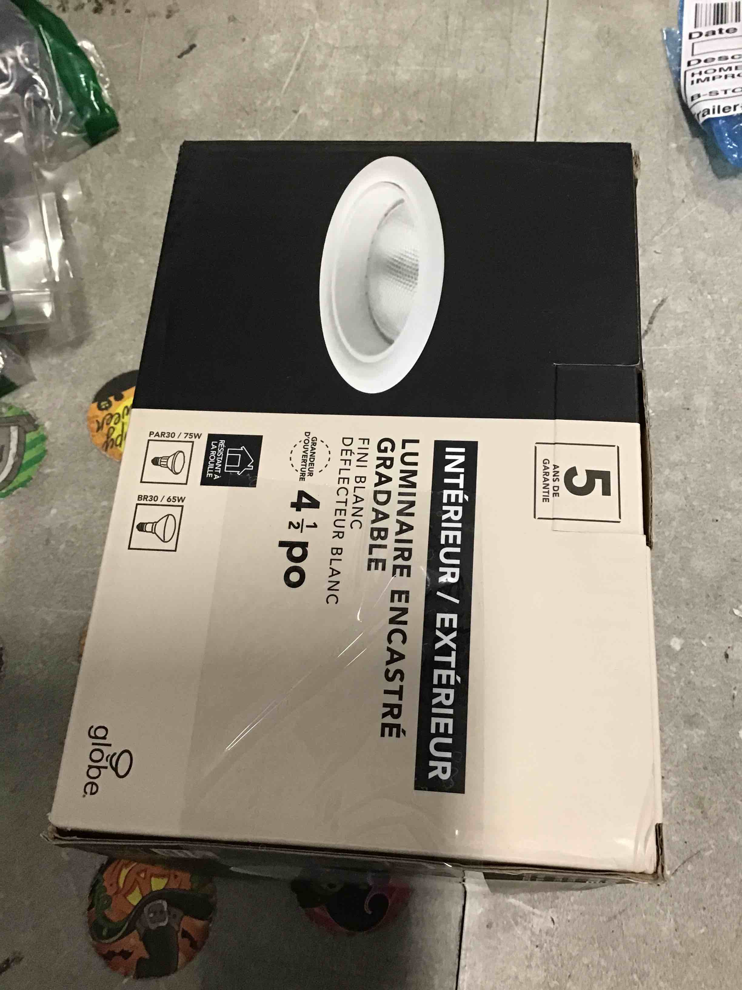 https://s3.amazonaws.com/lotting-images-prod/bidfta/PNK2270964_1740421968699.jpeg