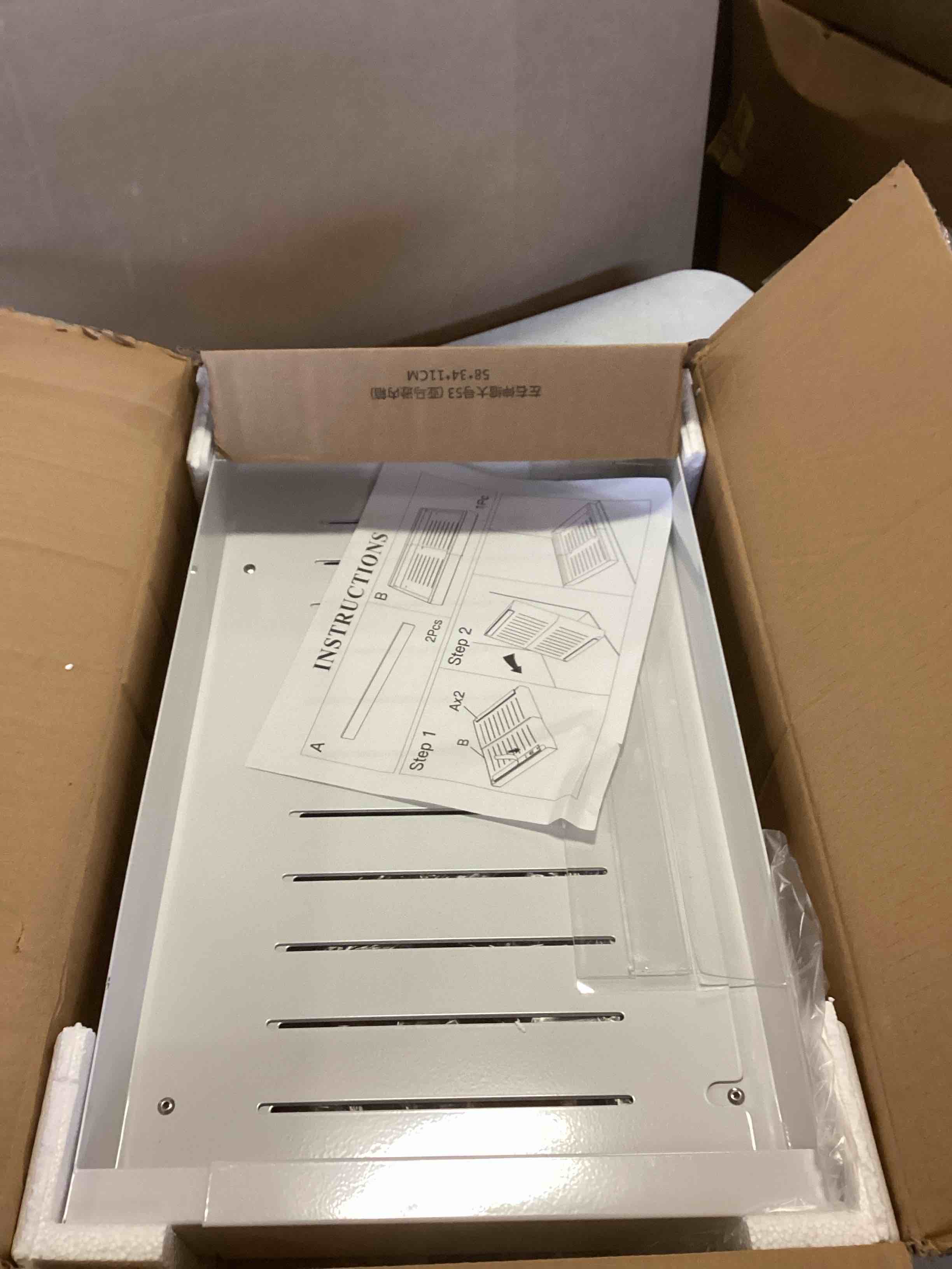https://s3.amazonaws.com/lotting-images-prod/bidfta/PNK2273023_1737741231525.jpeg
