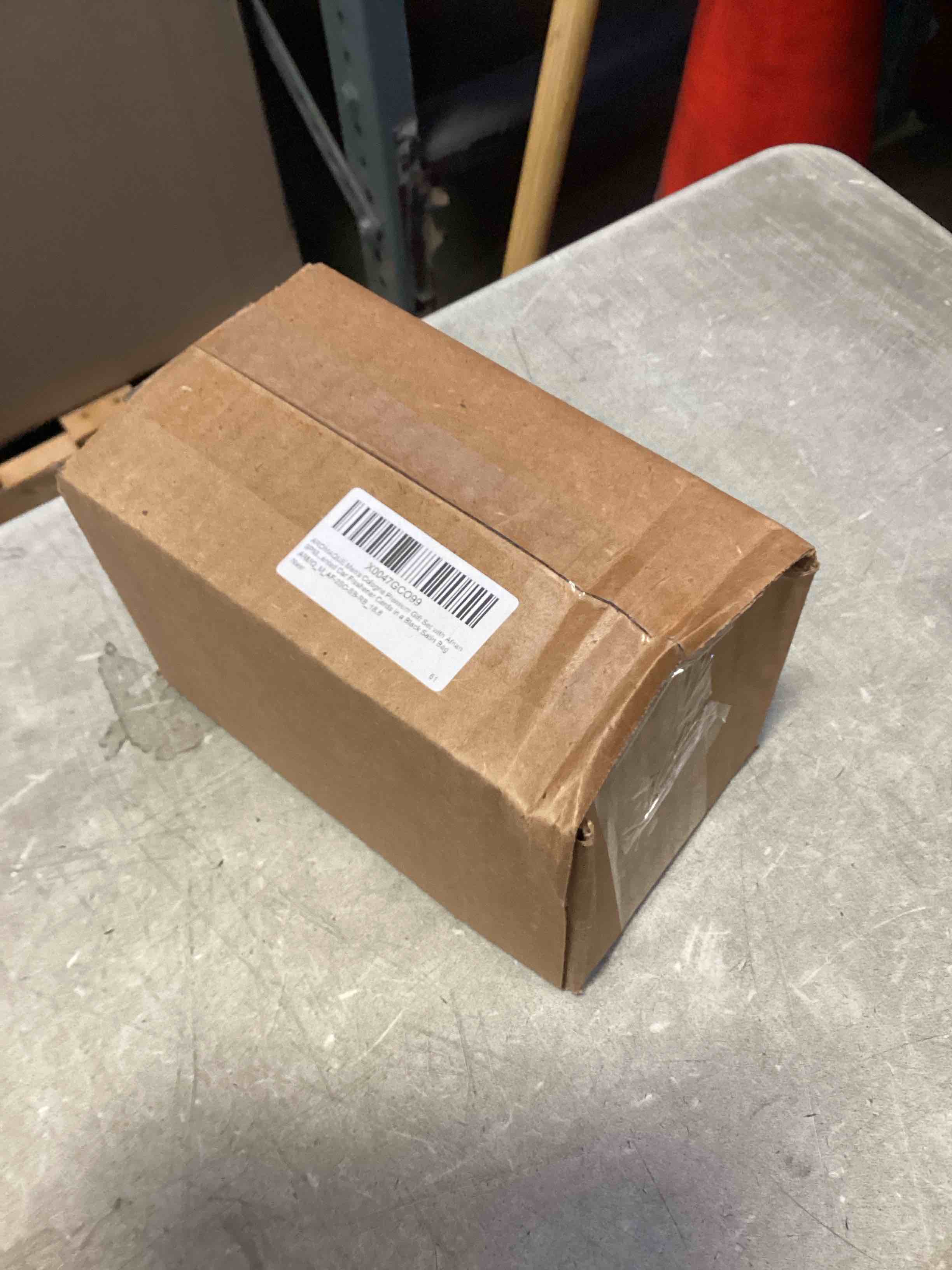 https://s3.amazonaws.com/lotting-images-prod/bidfta/PNK2273217_1738007817292.jpeg