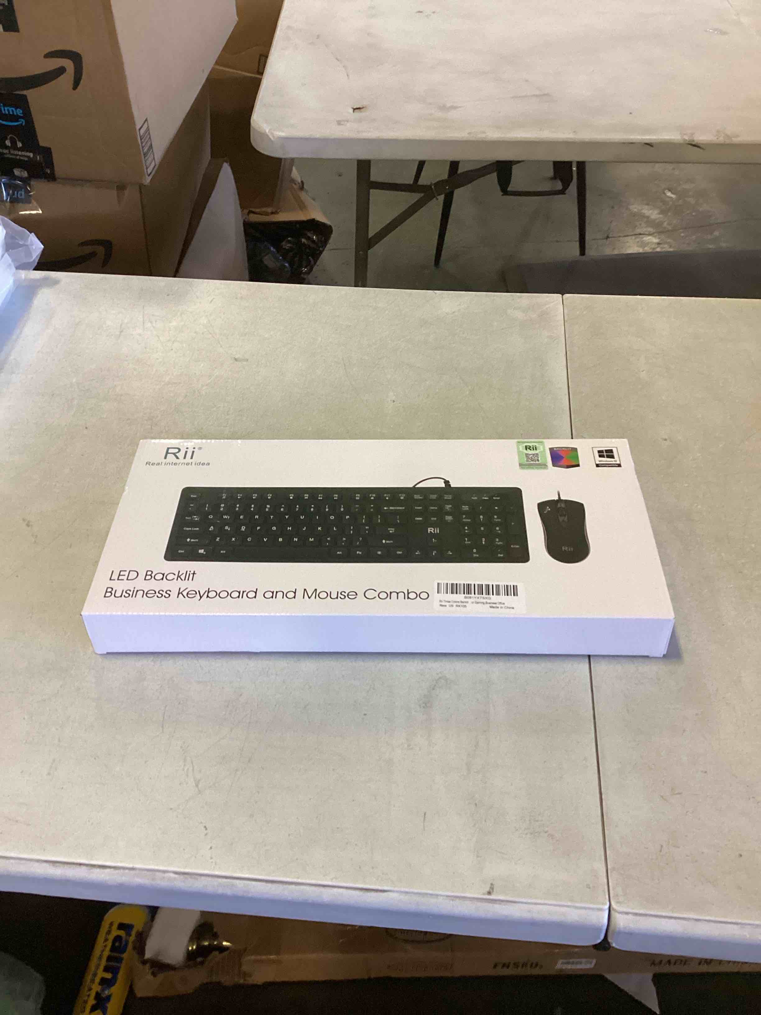 https://s3.amazonaws.com/lotting-images-prod/bidfta/PNK2273704_1738002263618.jpeg