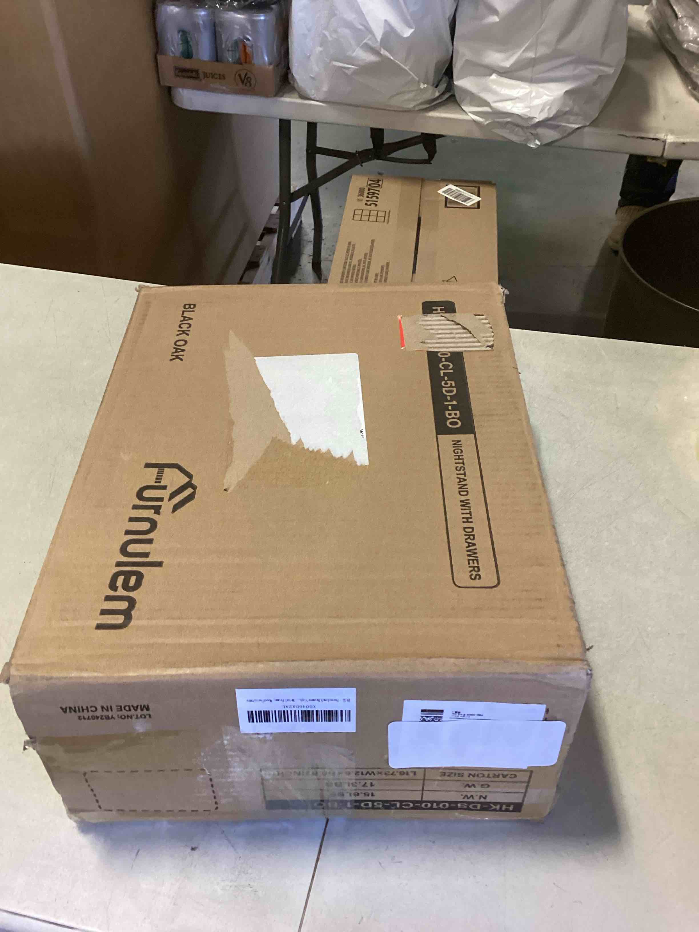 https://s3.amazonaws.com/lotting-images-prod/bidfta/PNK2274294_1738180525349.jpeg