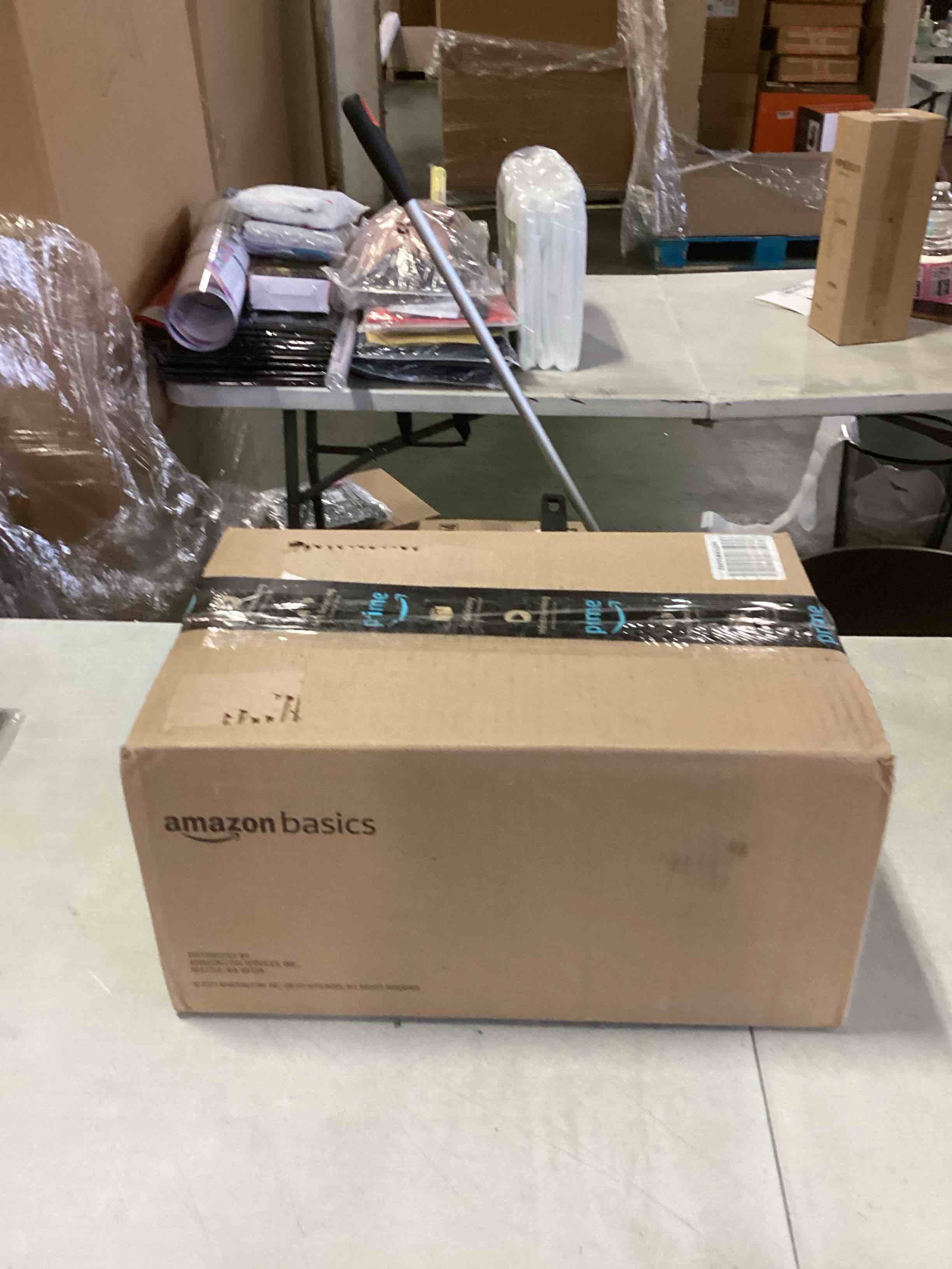 https://s3.amazonaws.com/lotting-images-prod/bidfta/PNK2274640_1738340194159.jpeg