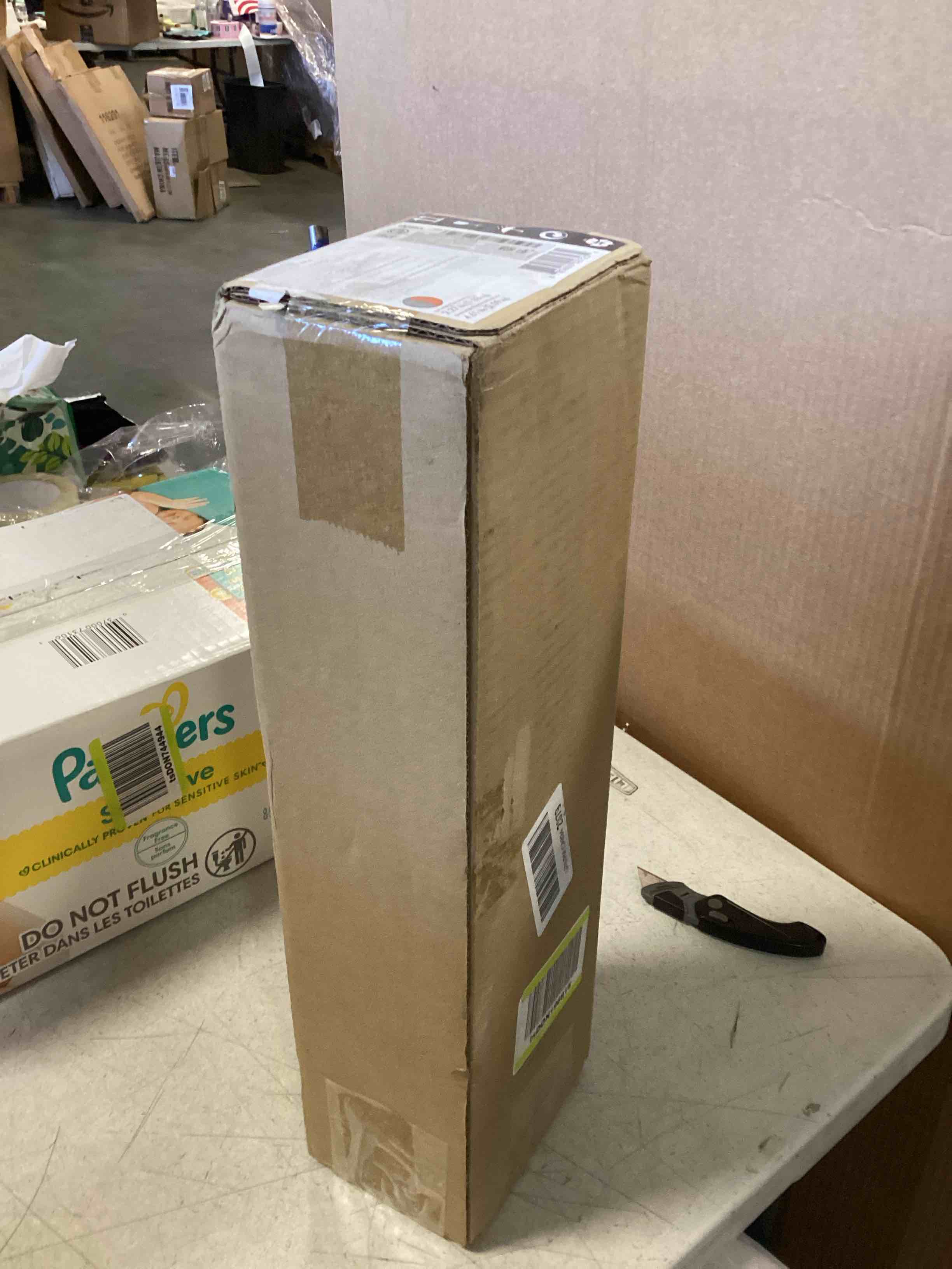 https://s3.amazonaws.com/lotting-images-prod/bidfta/PNK2275354_1738007876596.jpeg