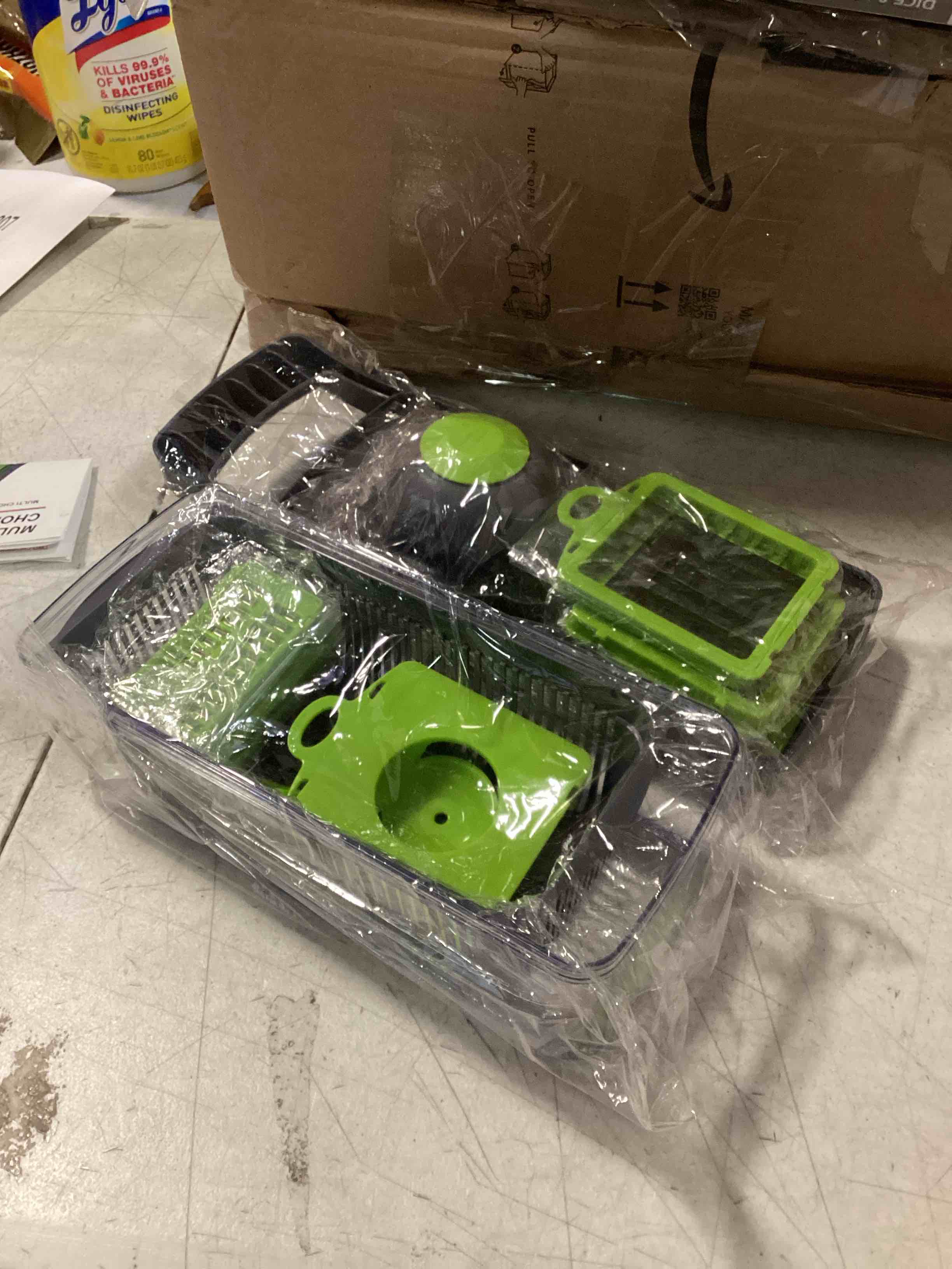 https://s3.amazonaws.com/lotting-images-prod/bidfta/PNK2275358_1738009120219.jpeg