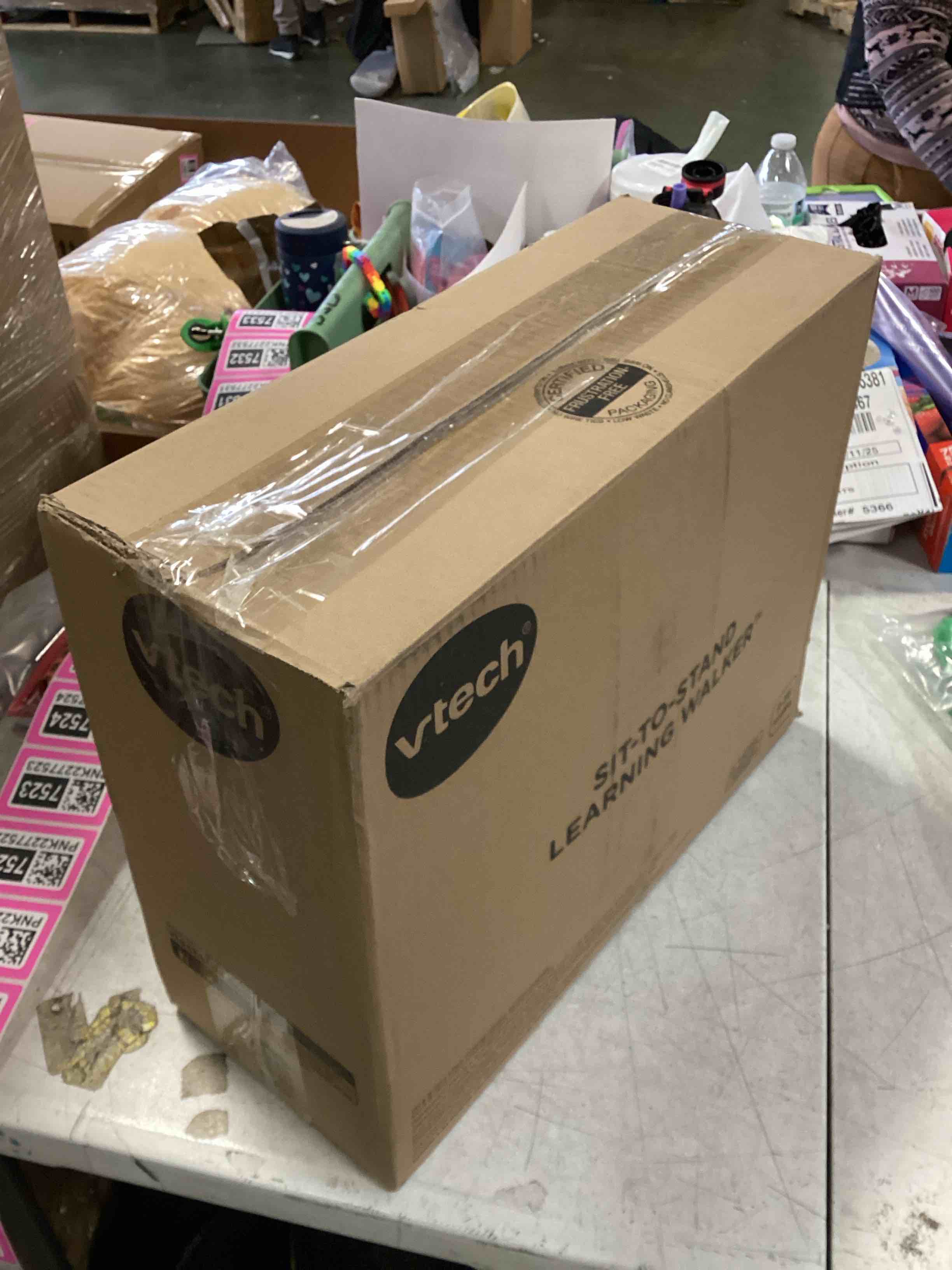 https://s3.amazonaws.com/lotting-images-prod/bidfta/PNK2277517_1739376427496.jpeg