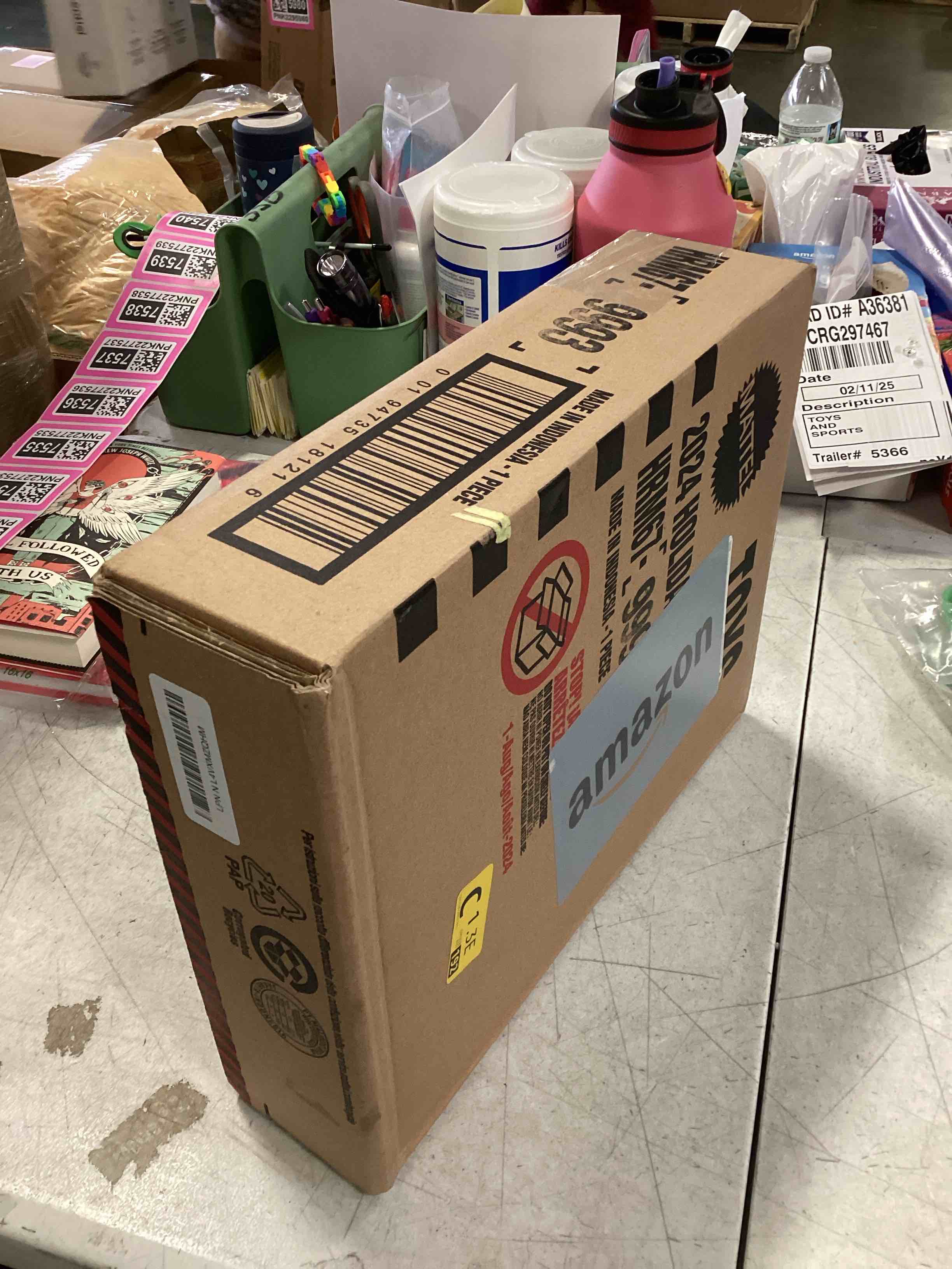 https://s3.amazonaws.com/lotting-images-prod/bidfta/PNK2277518_1739376641330.jpeg