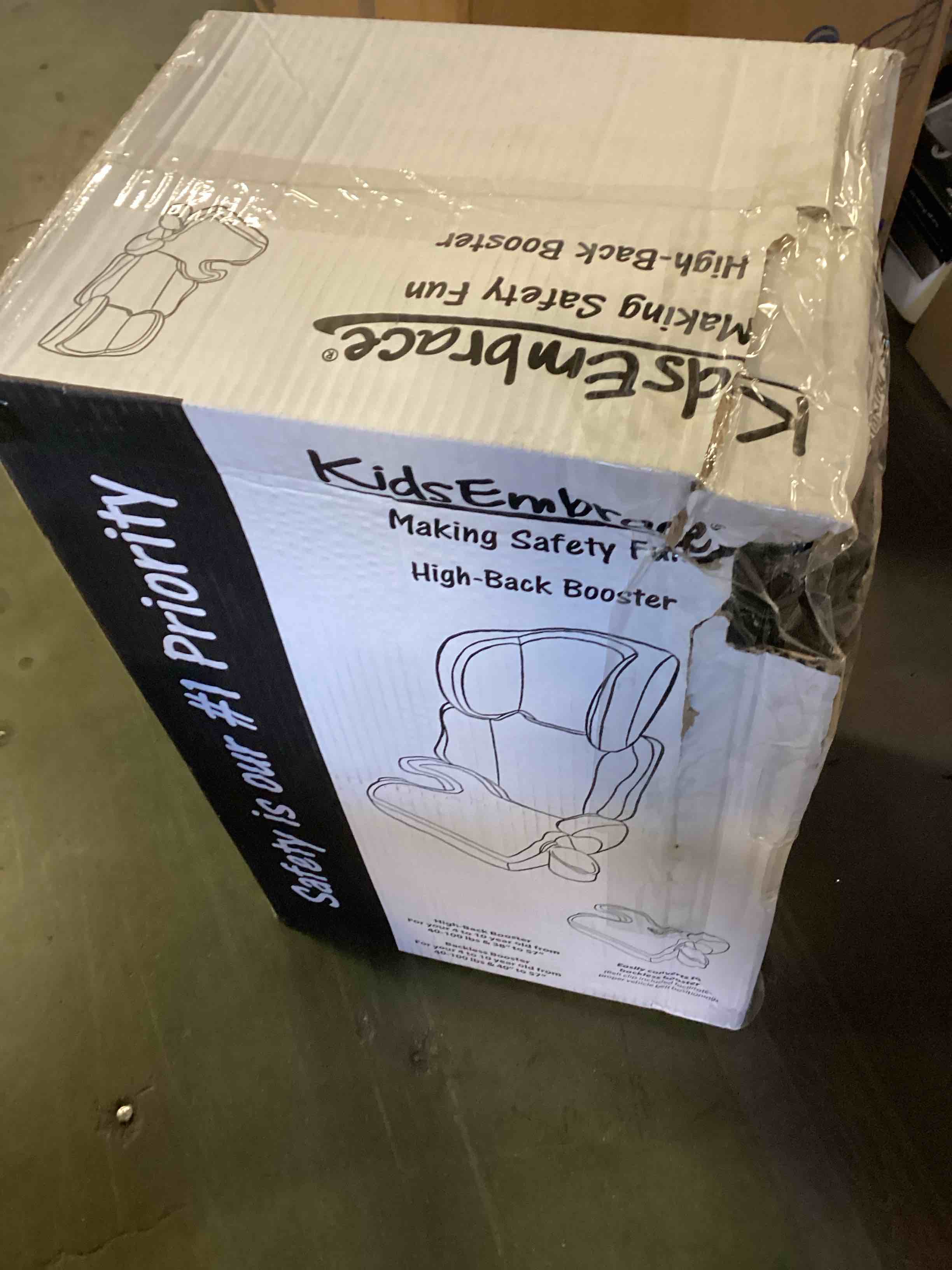 https://s3.amazonaws.com/lotting-images-prod/bidfta/PNK2278453_1737986572715.jpeg