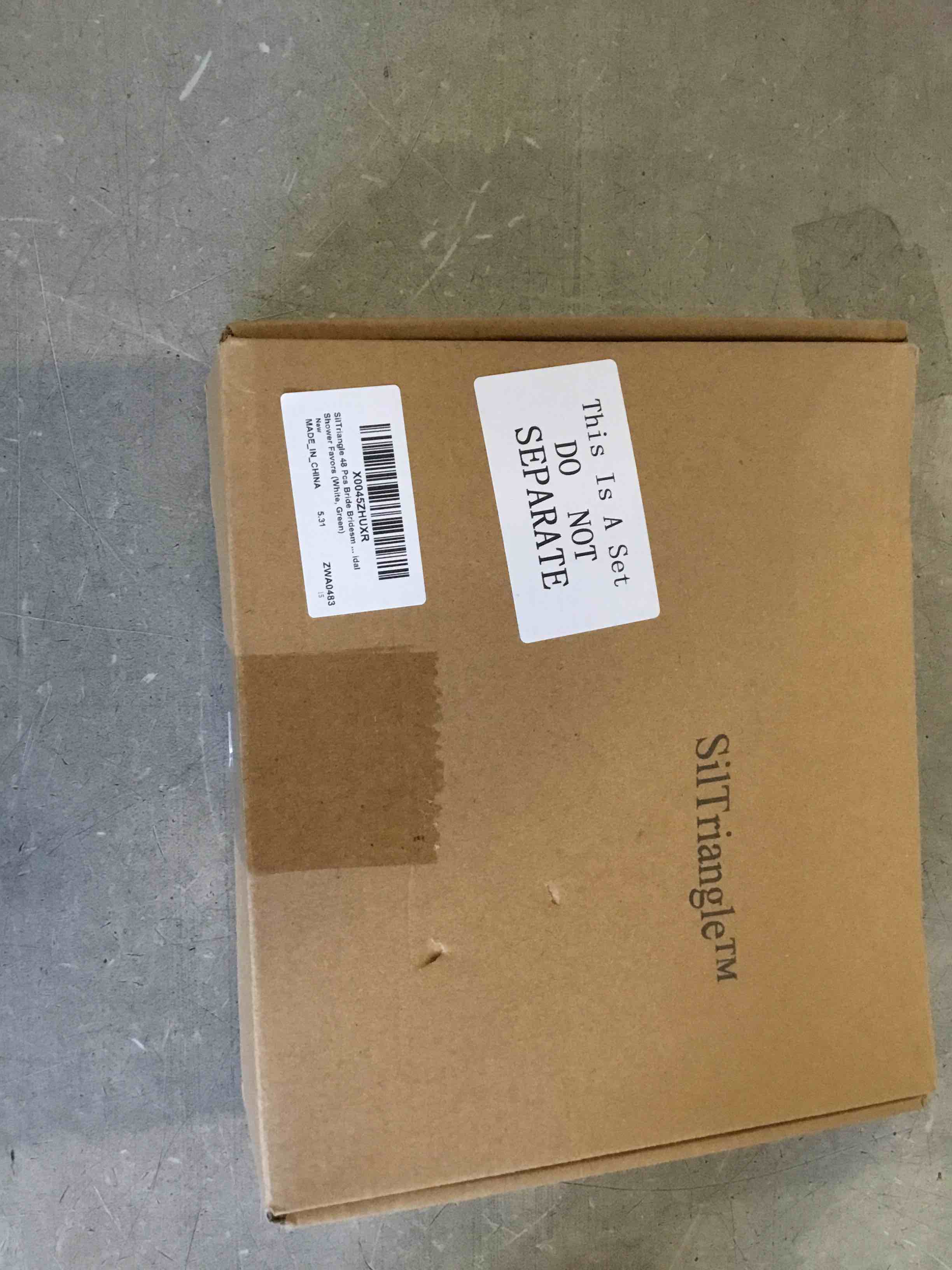 https://s3.amazonaws.com/lotting-images-prod/bidfta/PNK2279976_1738698692653.jpeg