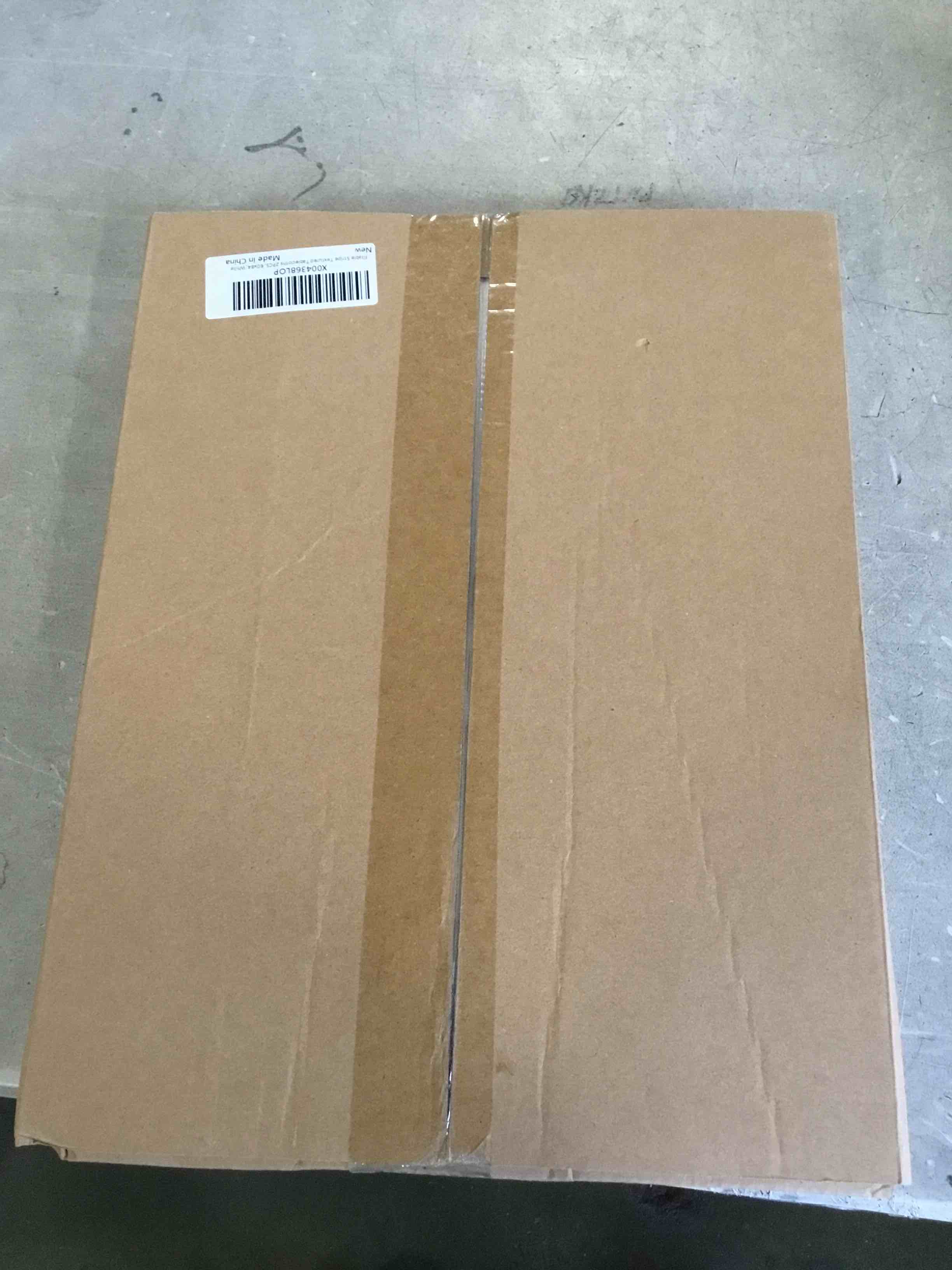https://s3.amazonaws.com/lotting-images-prod/bidfta/PNK2279985_1738700790848.jpeg