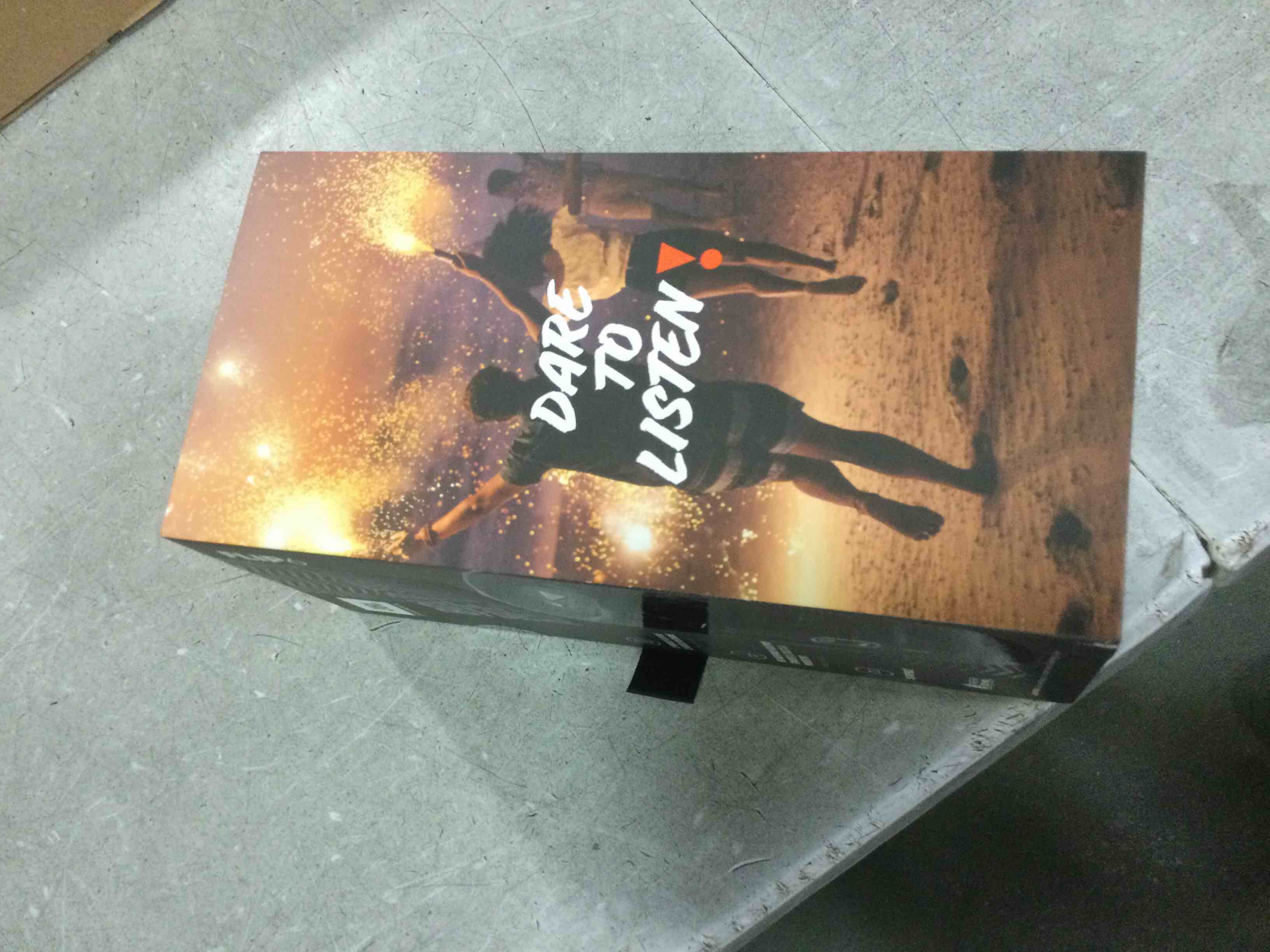 https://s3.amazonaws.com/lotting-images-prod/bidfta/PNK2280049_1738764897662.jpeg
