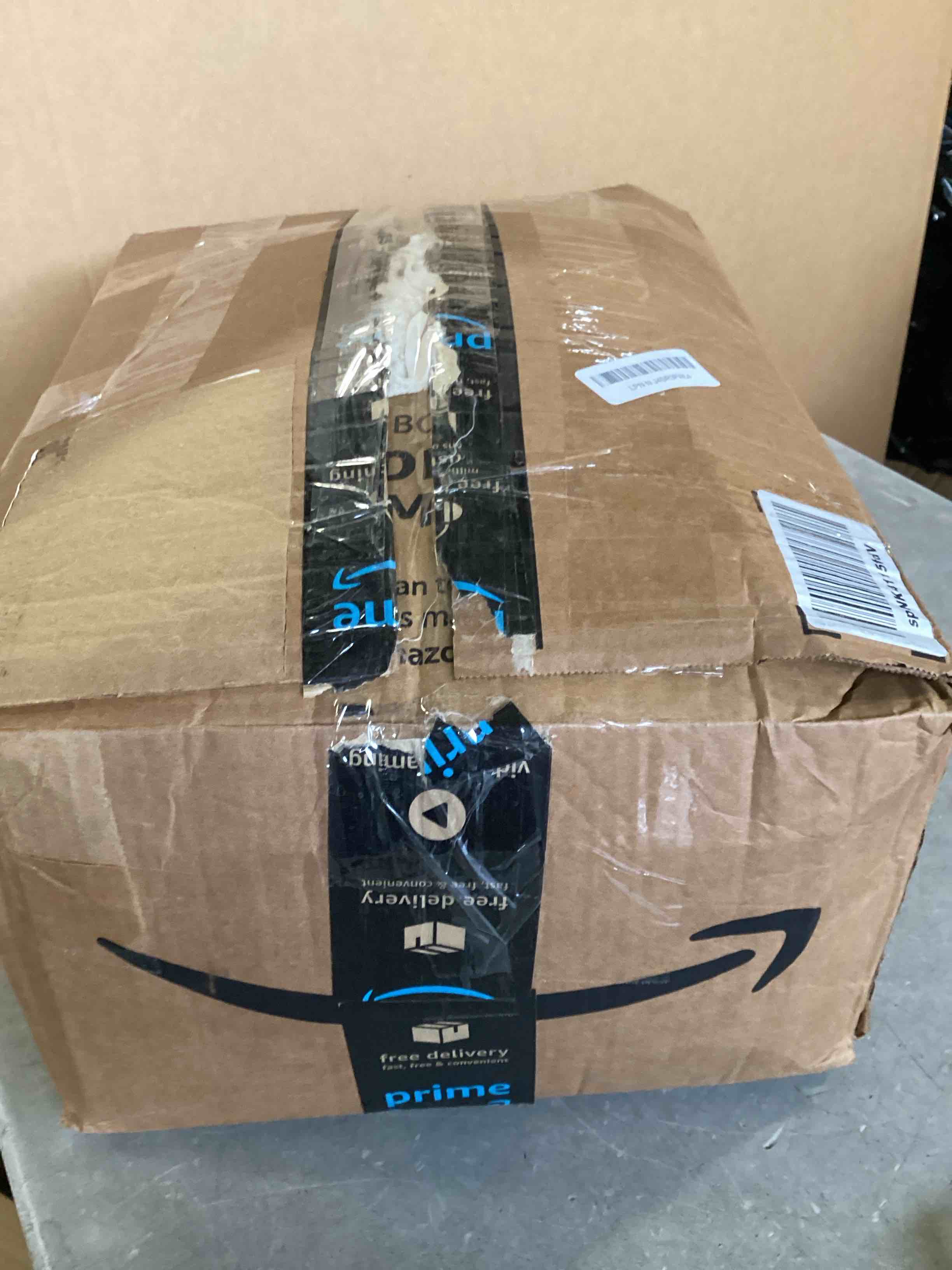 https://s3.amazonaws.com/lotting-images-prod/bidfta/PNK2280368_1738856911060.jpeg