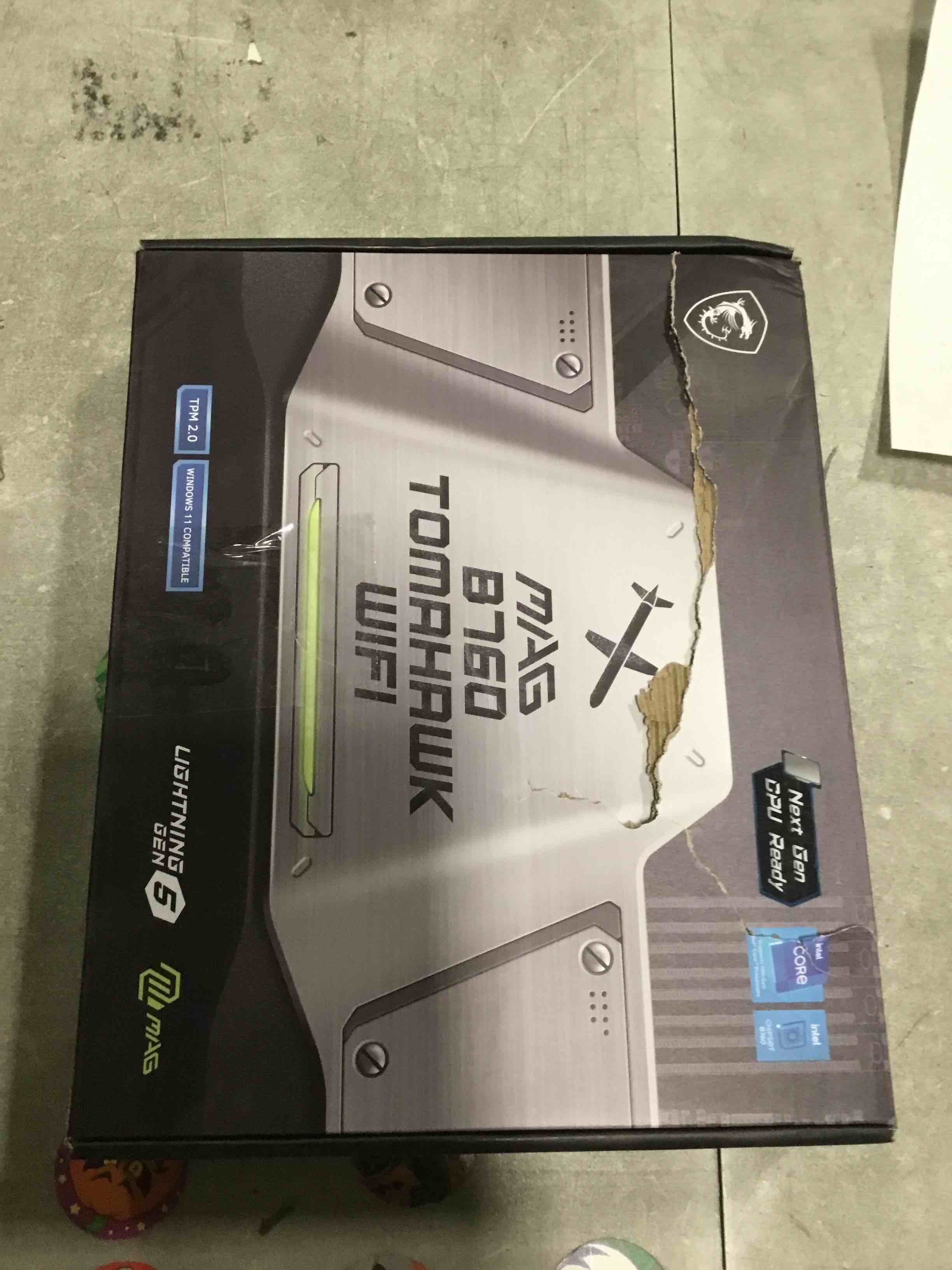 https://s3.amazonaws.com/lotting-images-prod/bidfta/PNK2281465_1737980816136.jpeg