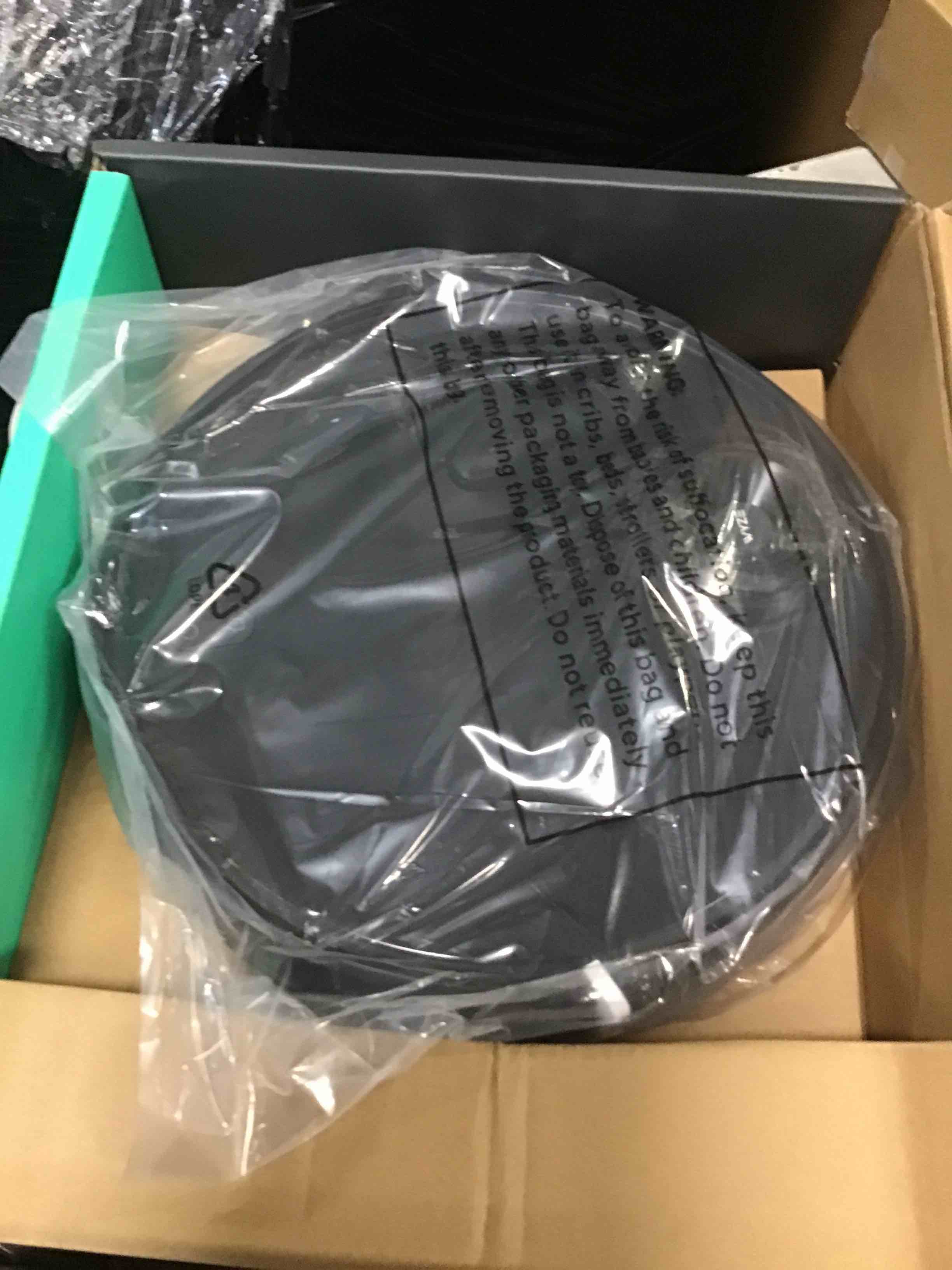 https://s3.amazonaws.com/lotting-images-prod/bidfta/PNK2282832_1738692064765.jpeg