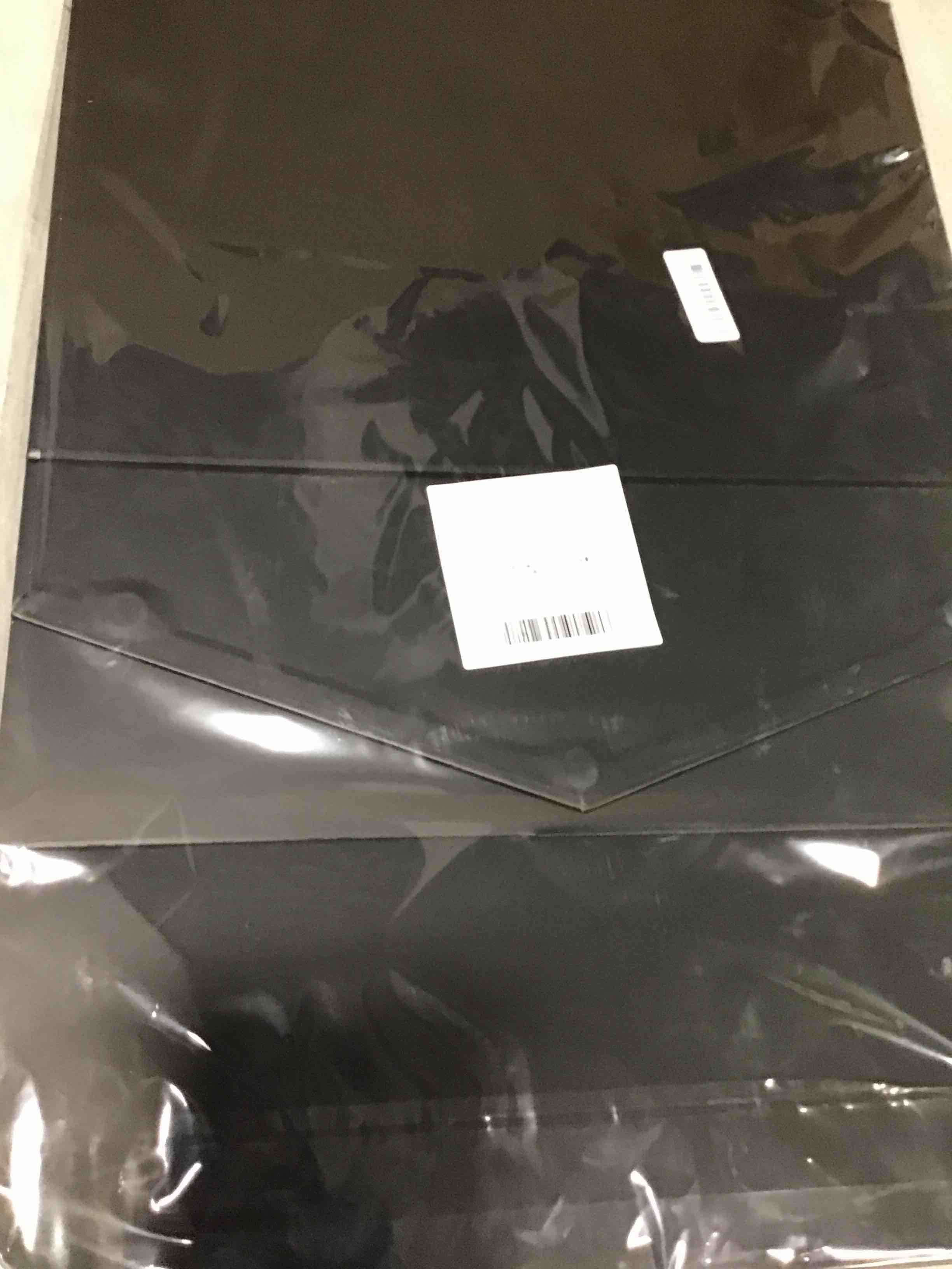 https://s3.amazonaws.com/lotting-images-prod/bidfta/PNK2283437_1738876501968.jpeg