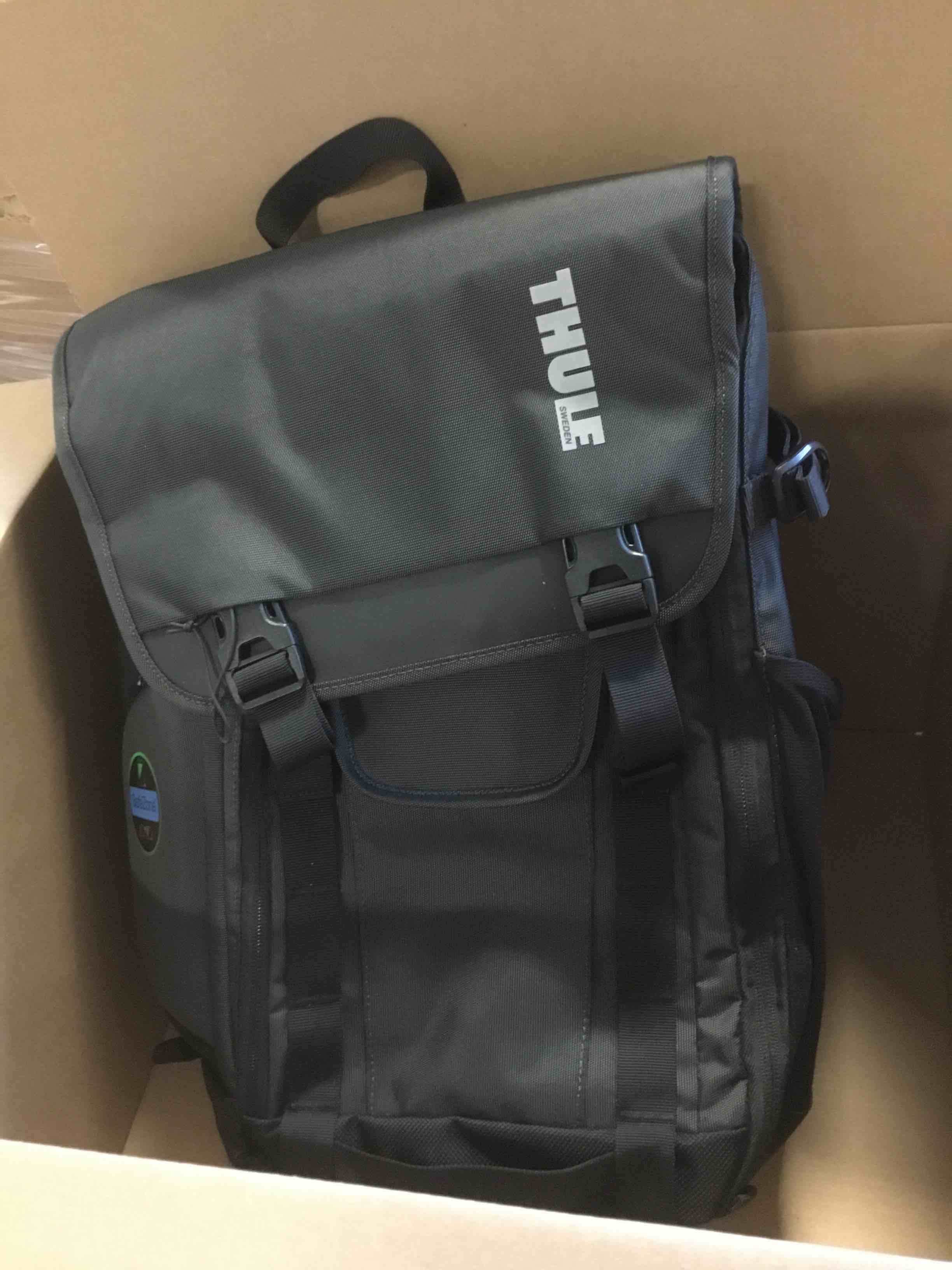 https://s3.amazonaws.com/lotting-images-prod/bidfta/PNK2284083_1738075405400.jpeg