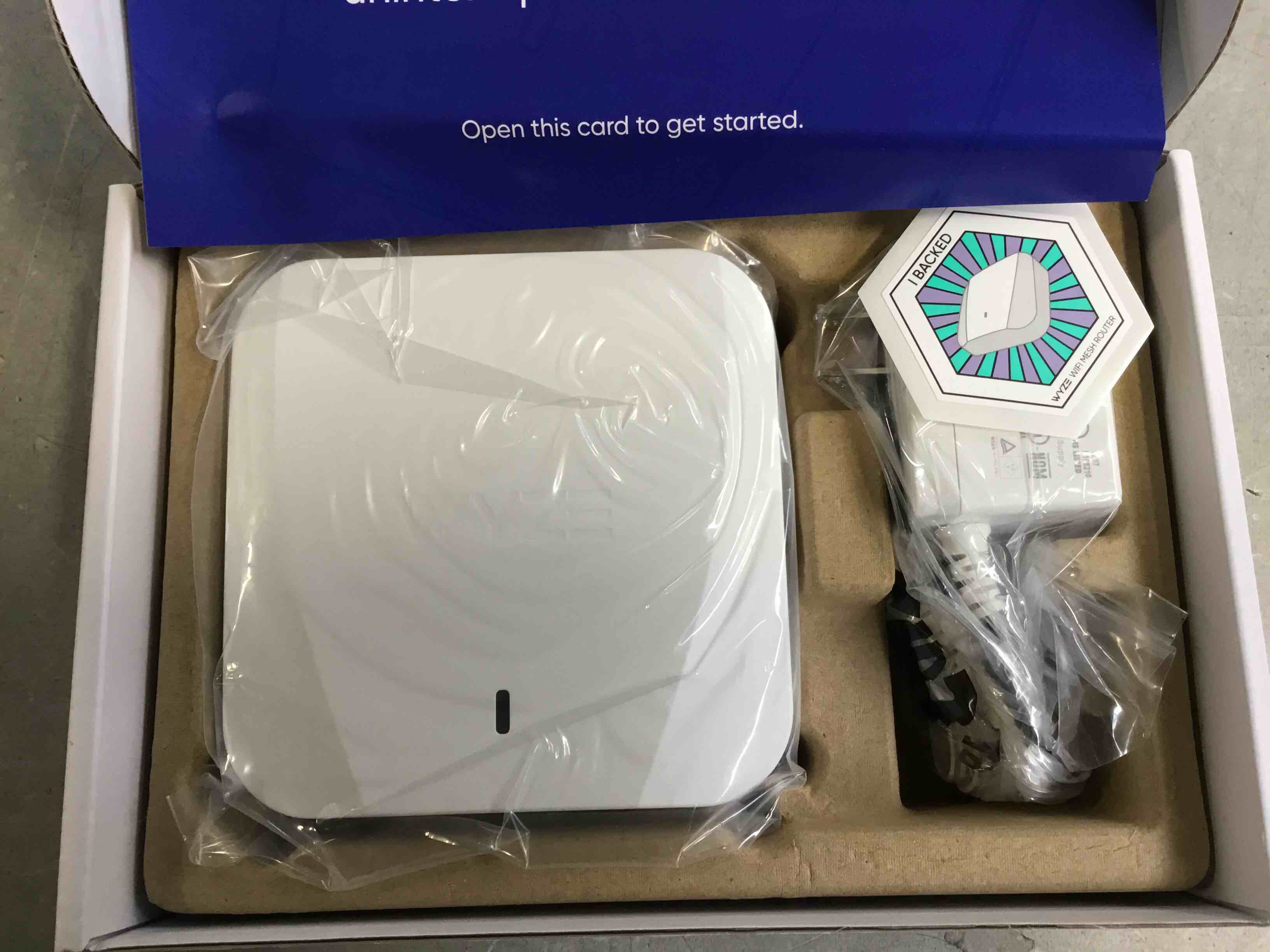 https://s3.amazonaws.com/lotting-images-prod/bidfta/PNK2284598_1738773365838.jpeg