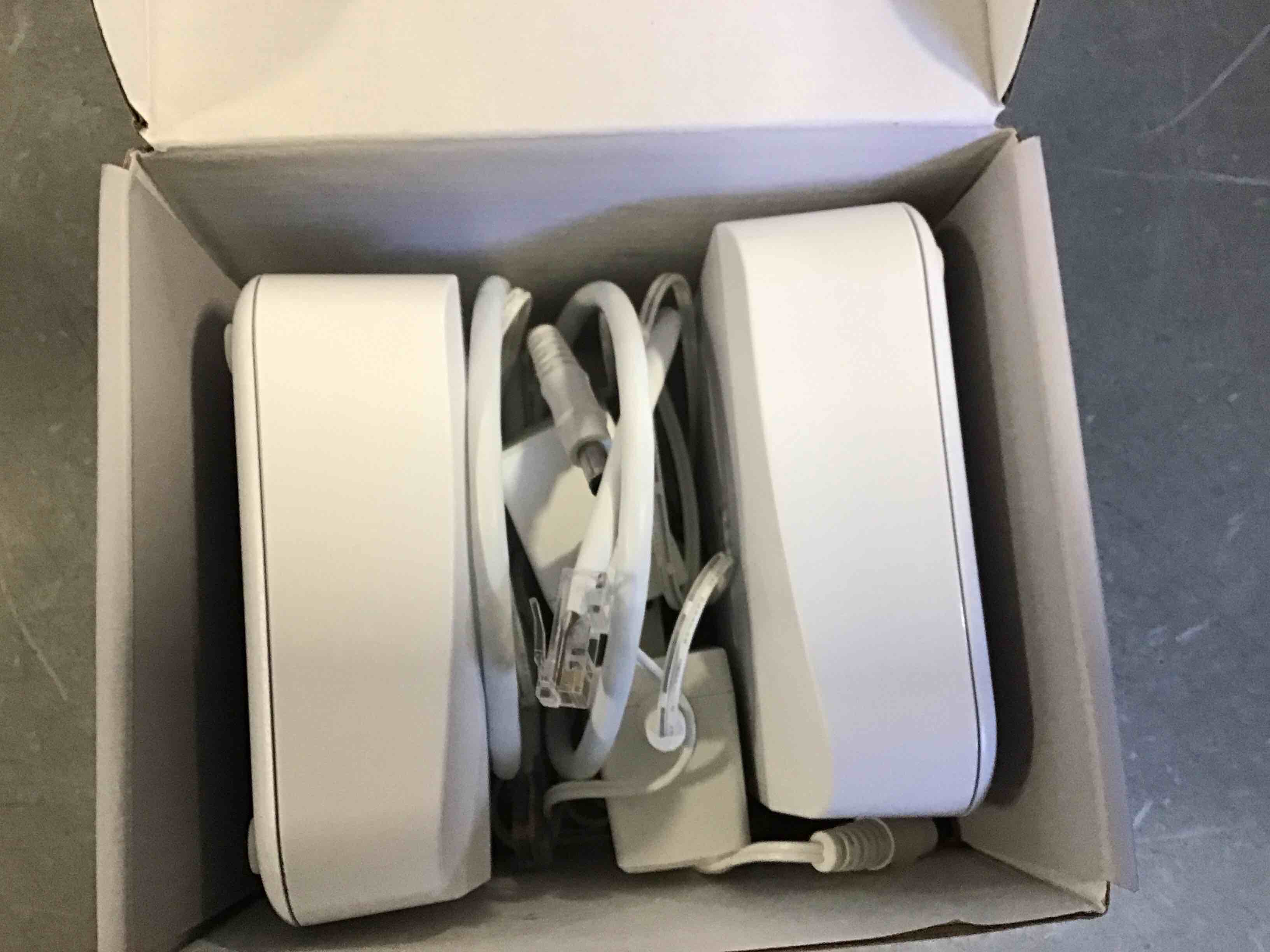 https://s3.amazonaws.com/lotting-images-prod/bidfta/PNK2284821_1738863923923.jpeg