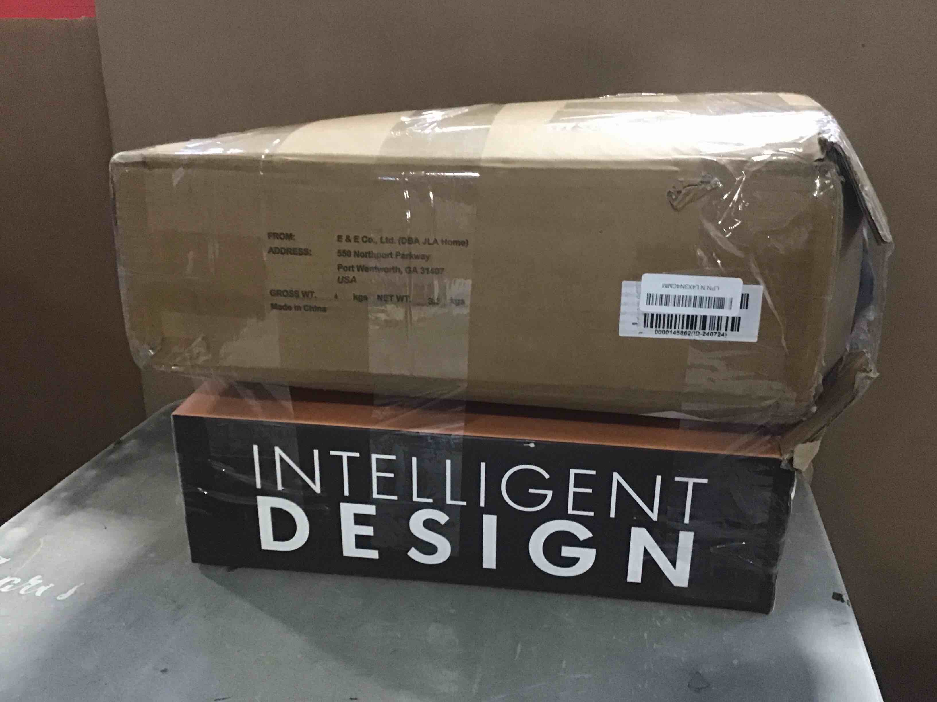 https://s3.amazonaws.com/lotting-images-prod/bidfta/PNK2285269_1739305989697.jpeg