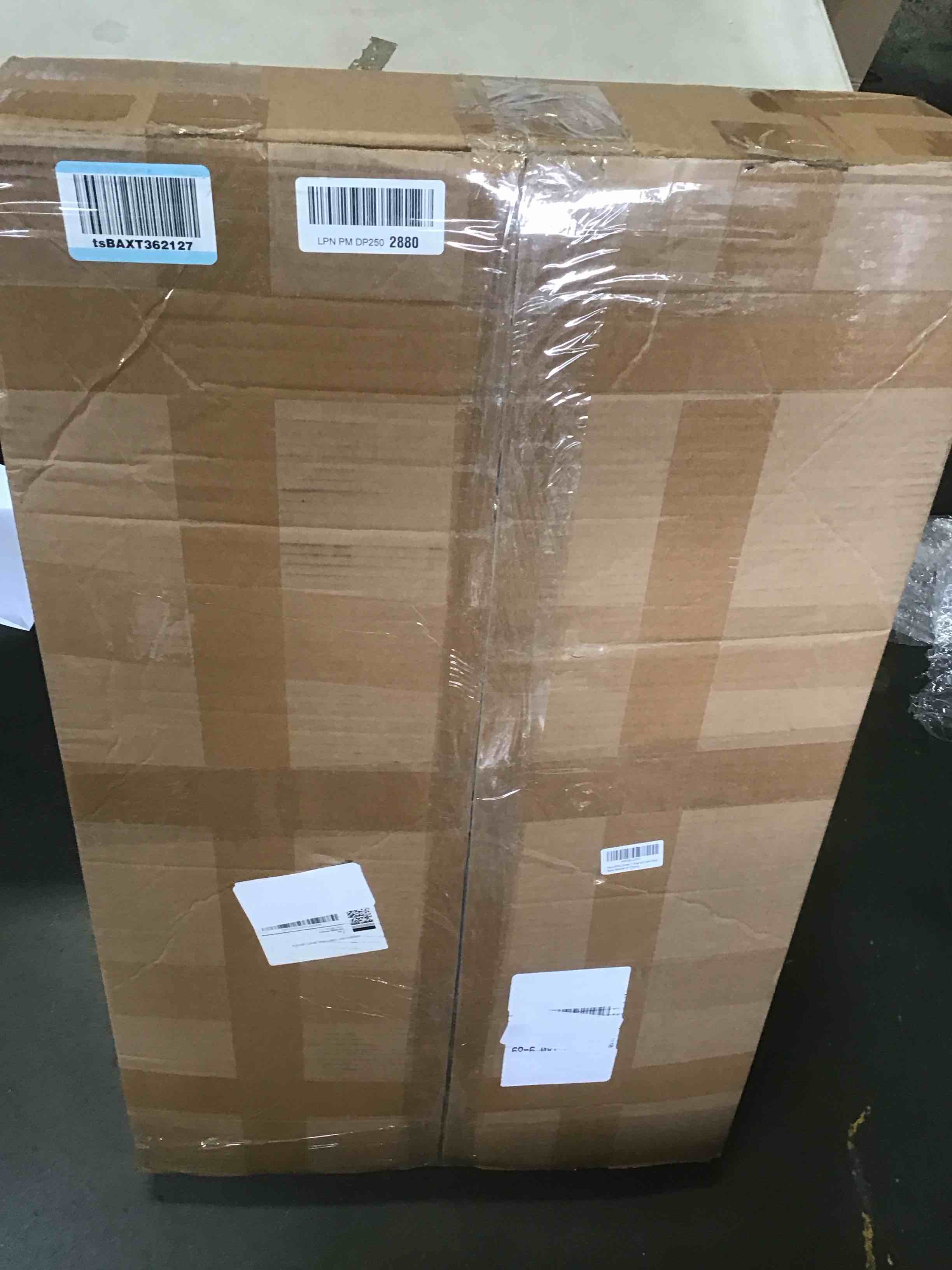 https://s3.amazonaws.com/lotting-images-prod/bidfta/PNK2286809_1741033226406.jpeg