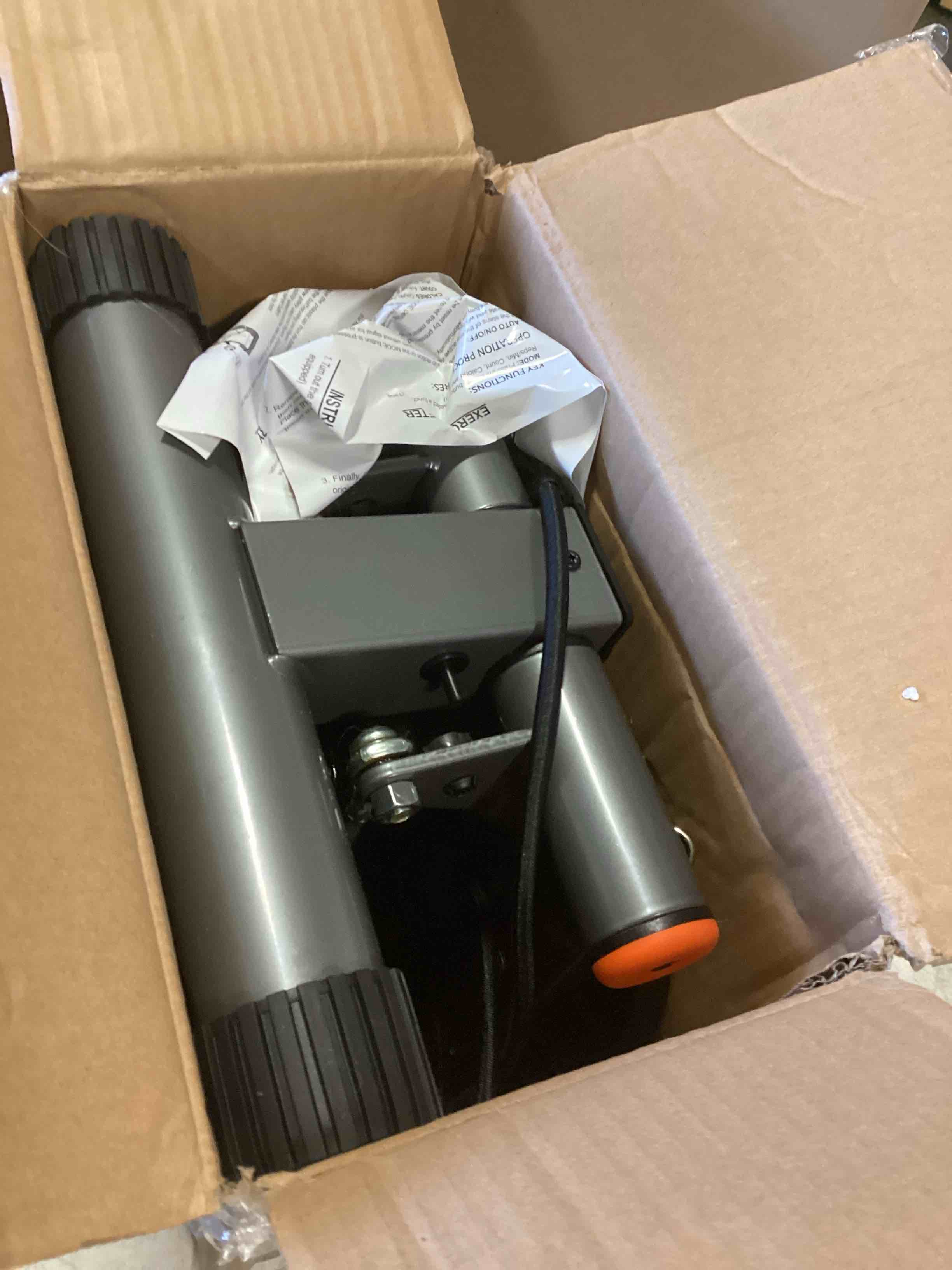 https://s3.amazonaws.com/lotting-images-prod/bidfta/PNK2287537_1738009620302.jpeg