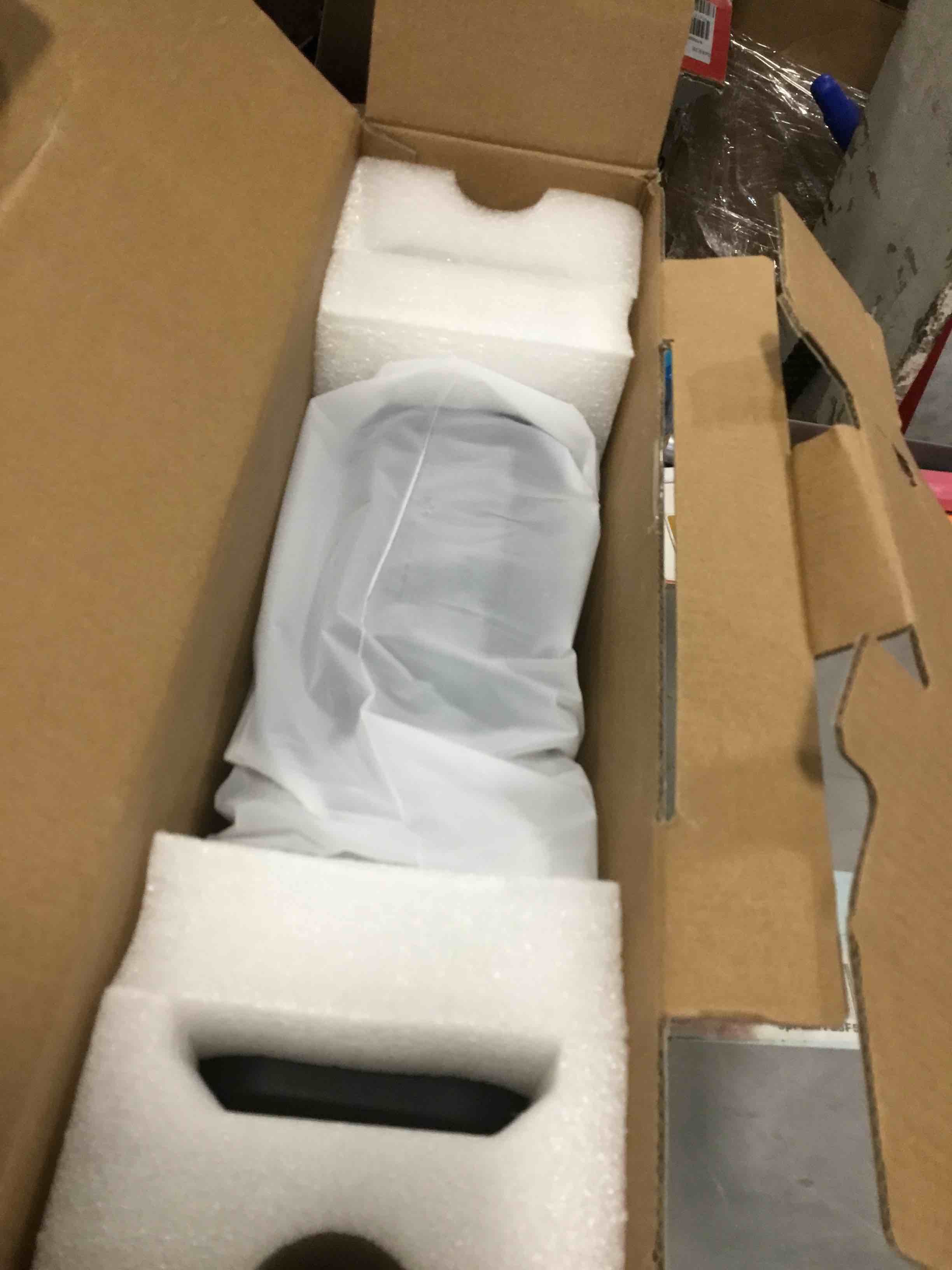 https://s3.amazonaws.com/lotting-images-prod/bidfta/PNK2288367_1738779189909.jpeg