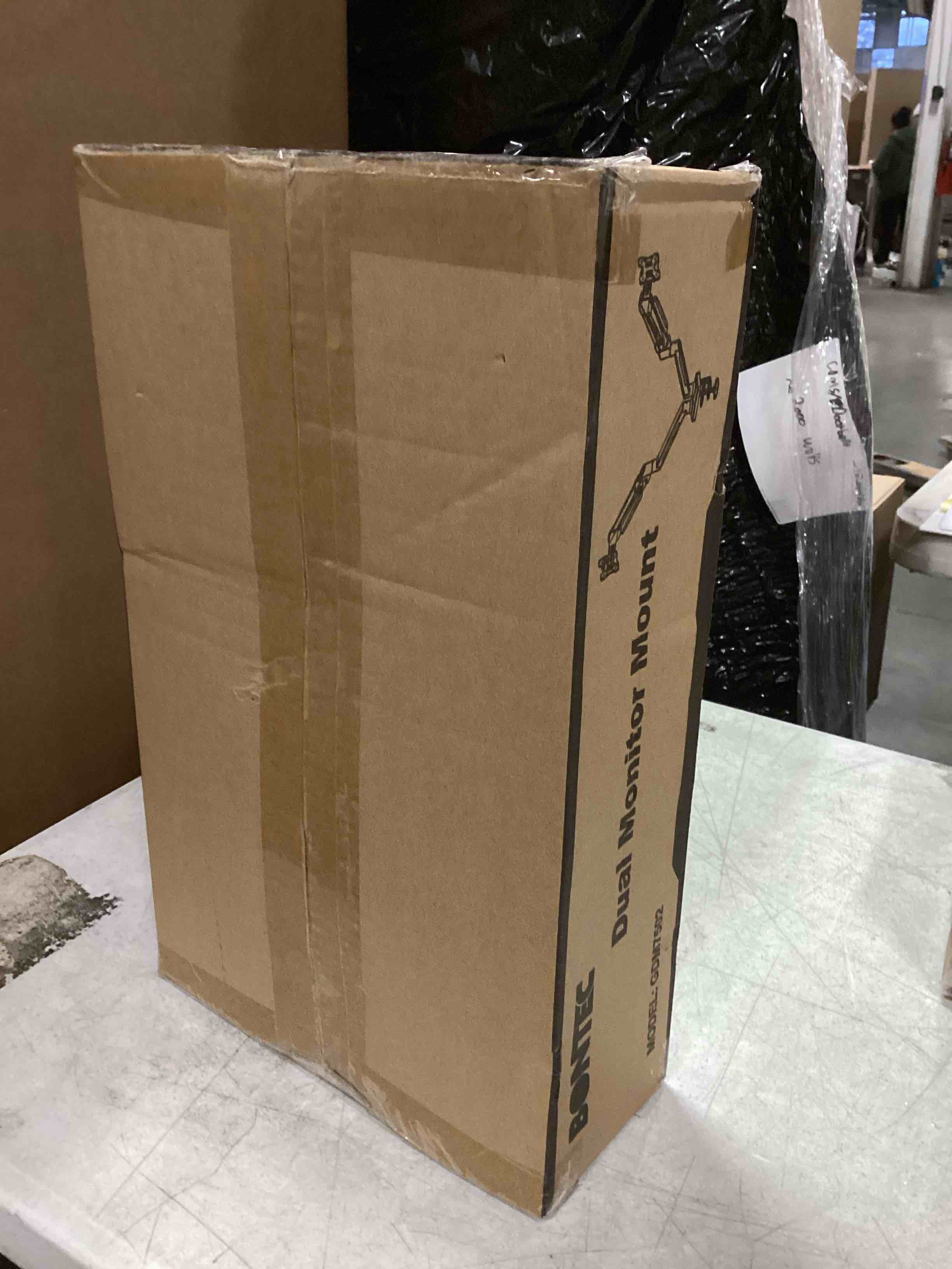 https://s3.amazonaws.com/lotting-images-prod/bidfta/PNK2288764_1738847312089.jpeg