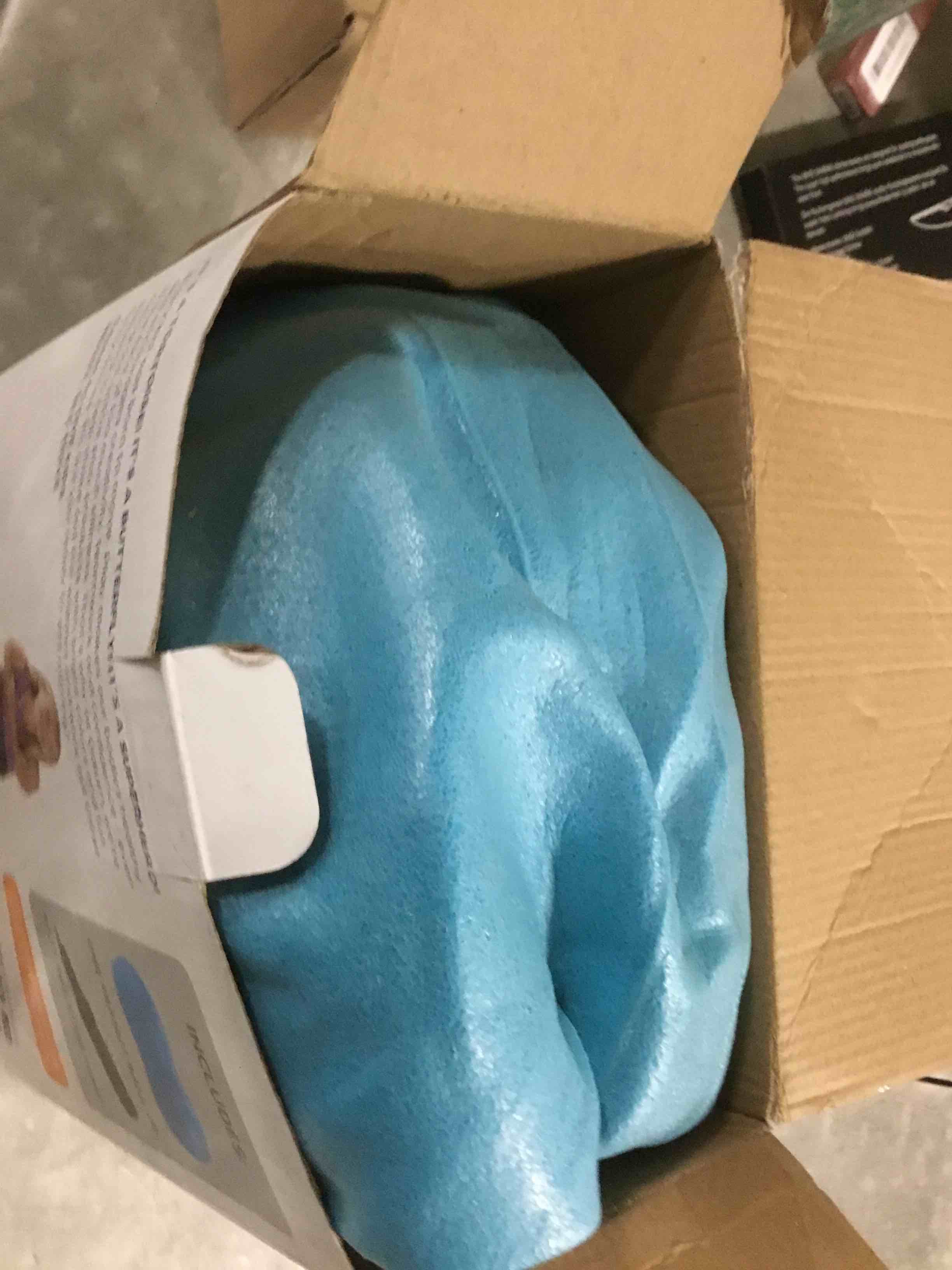 https://s3.amazonaws.com/lotting-images-prod/bidfta/PNK2290007_1737724996478.jpeg
