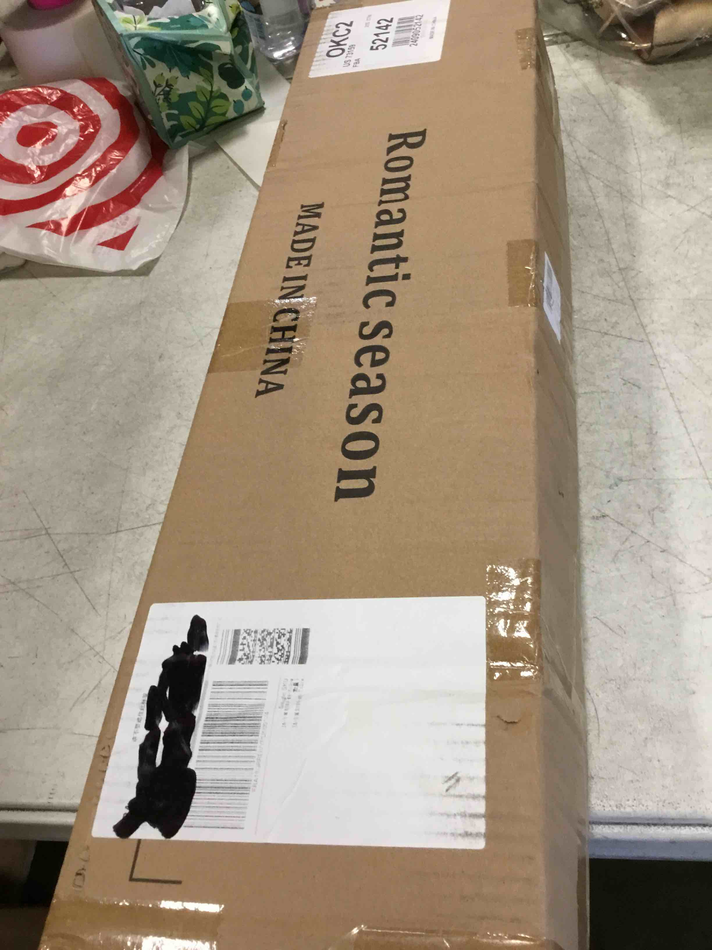 https://s3.amazonaws.com/lotting-images-prod/bidfta/PNK2290827_1738610870476.jpeg