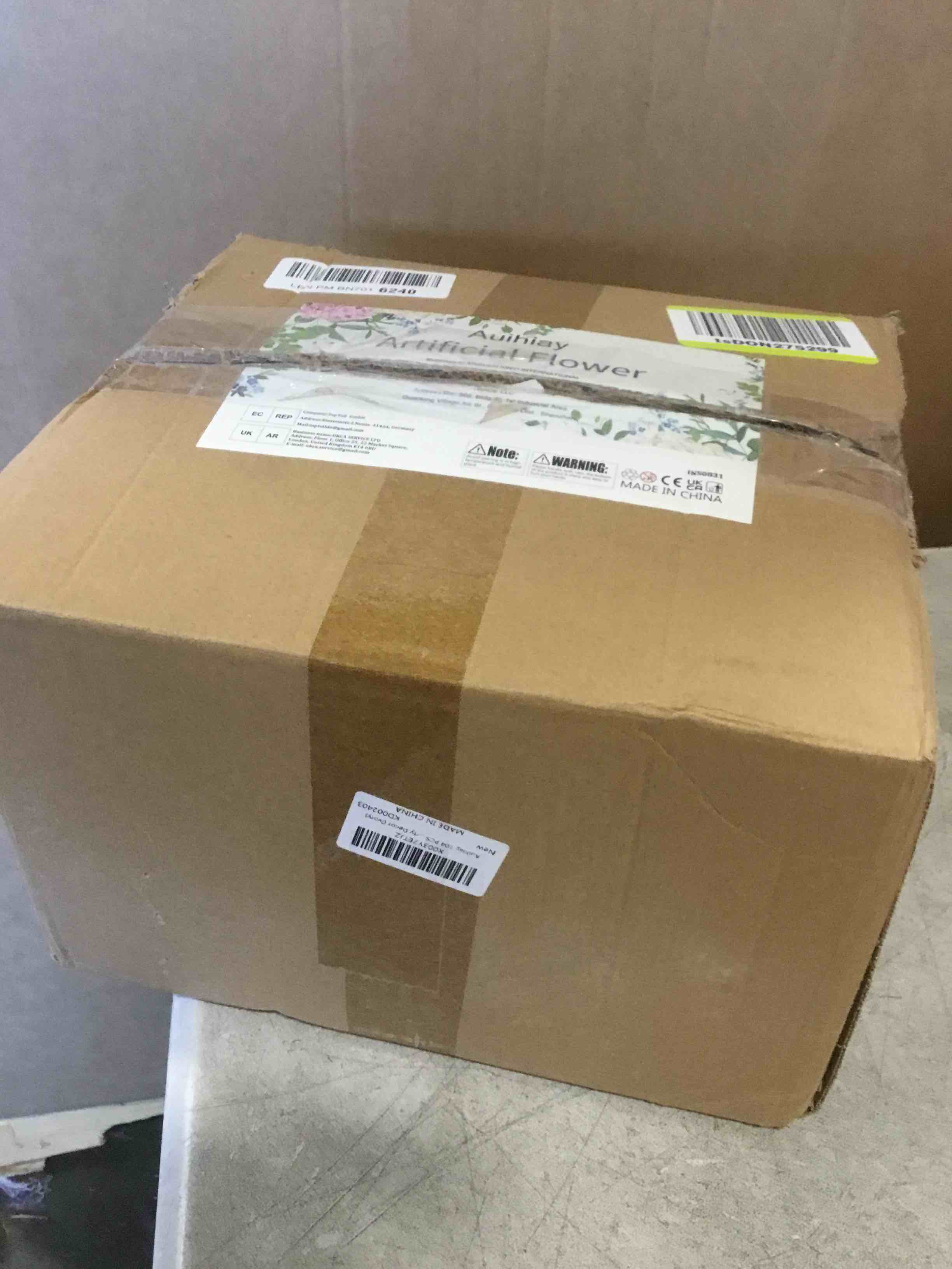 https://s3.amazonaws.com/lotting-images-prod/bidfta/PNK2293121_1738002833826.jpeg