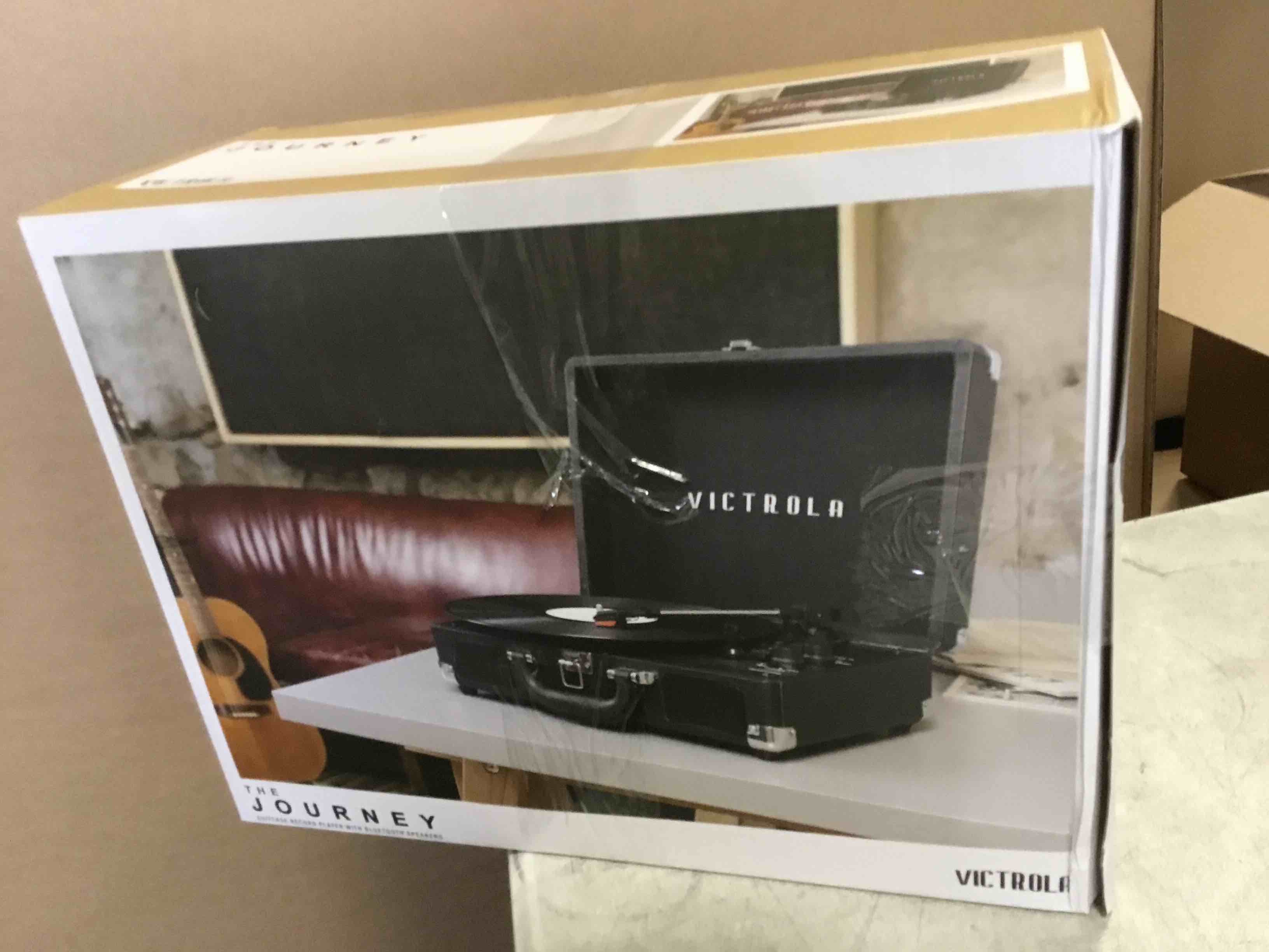 https://s3.amazonaws.com/lotting-images-prod/bidfta/PNK2294894_1738858144069.jpeg
