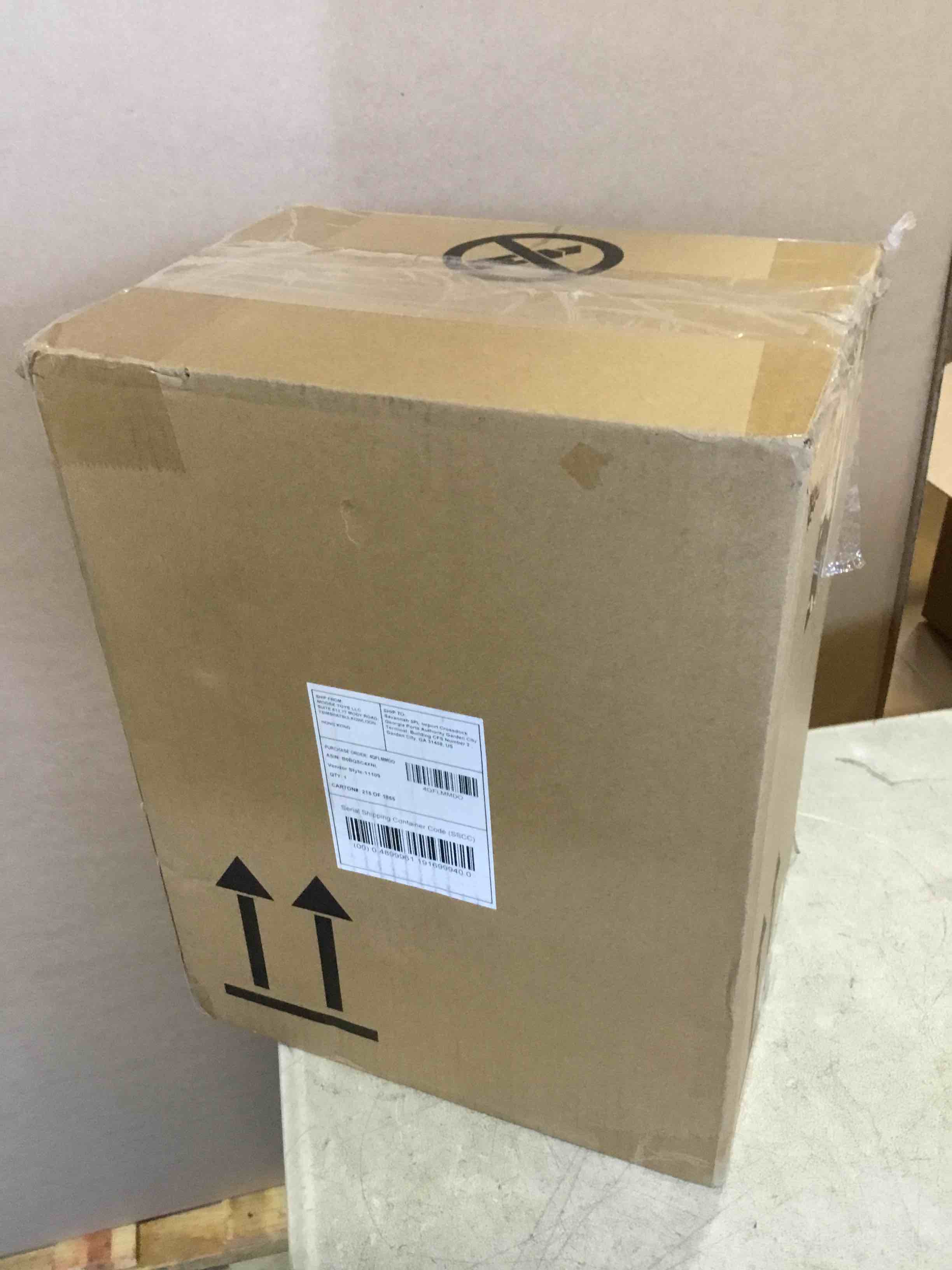 https://s3.amazonaws.com/lotting-images-prod/bidfta/PNK2294917_1738863747903.jpeg