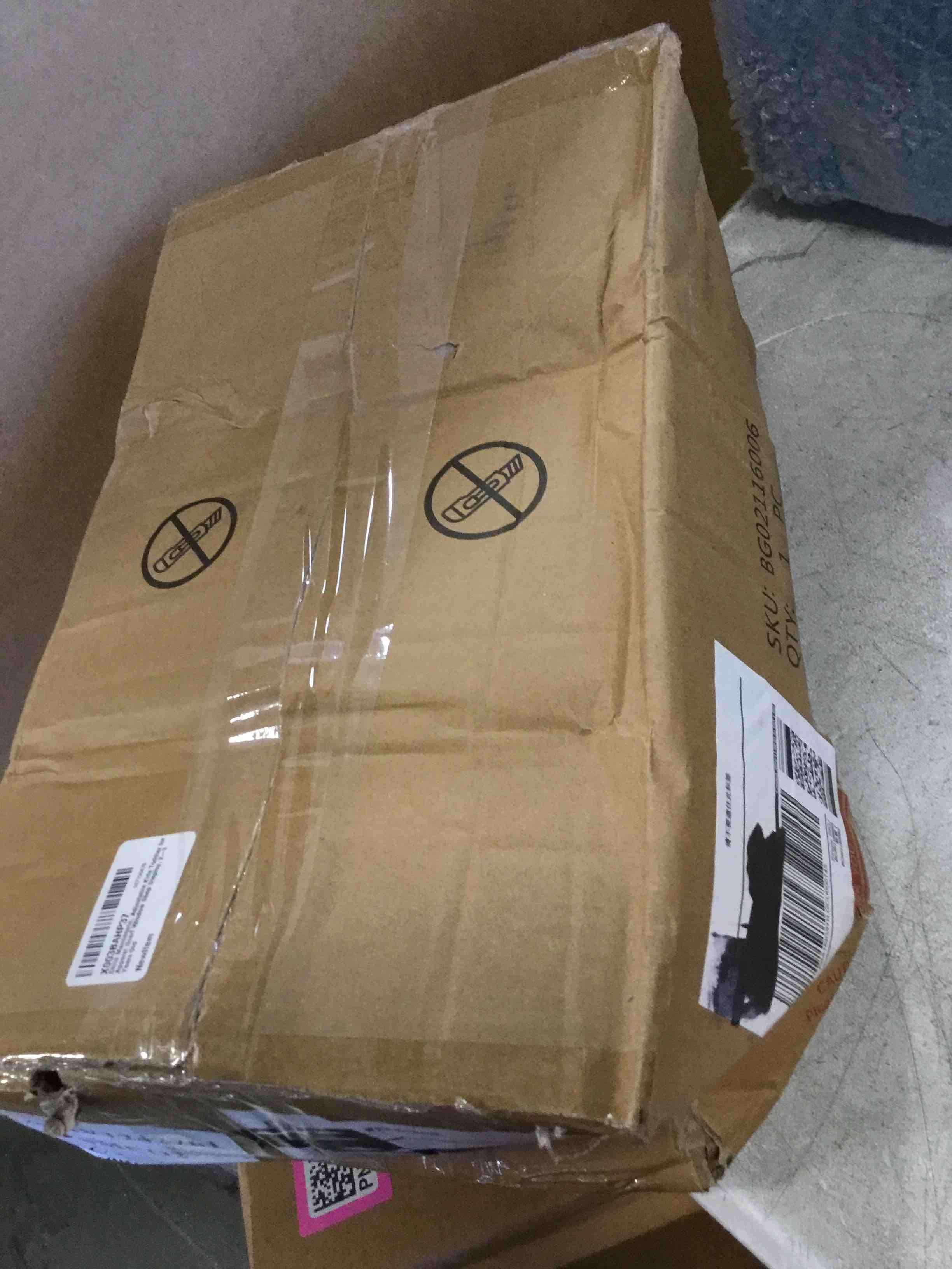 https://s3.amazonaws.com/lotting-images-prod/bidfta/PNK2295219_1738956446184.jpeg