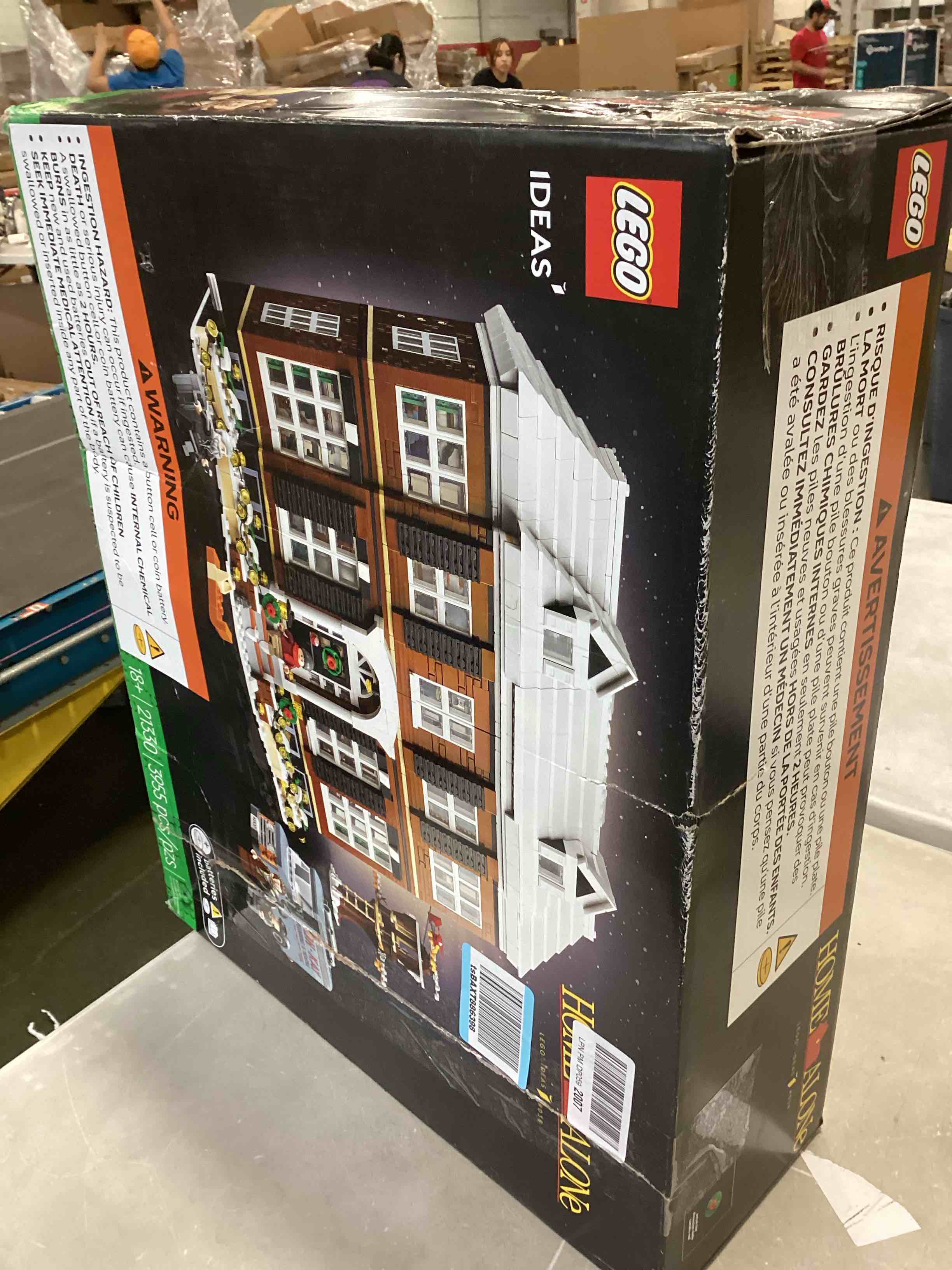 https://s3.amazonaws.com/lotting-images-prod/bidfta/PNK2302247_1743691909479.jpeg