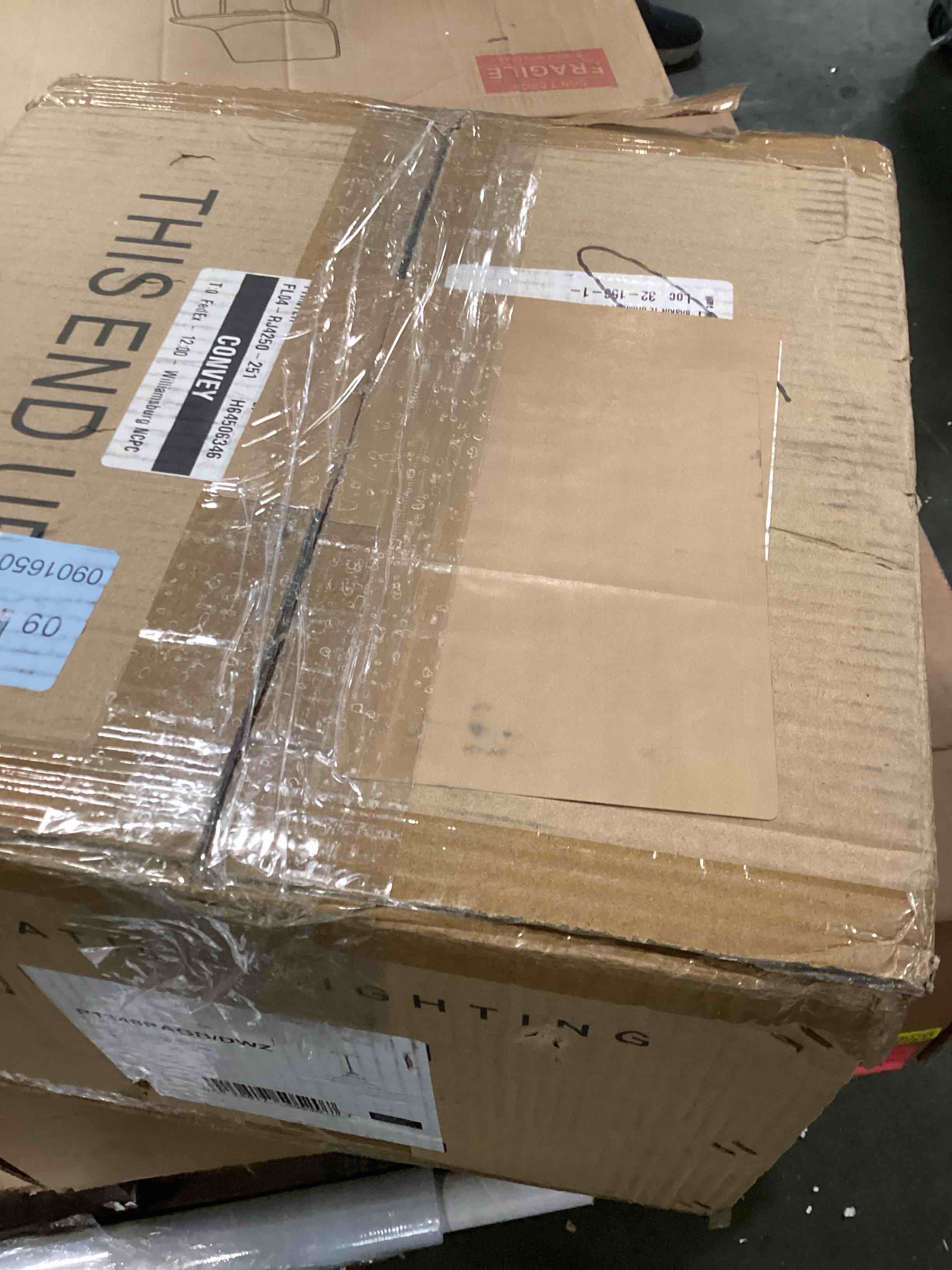 https://s3.amazonaws.com/lotting-images-prod/bidfta/PNK2303620_1745605925092.jpeg