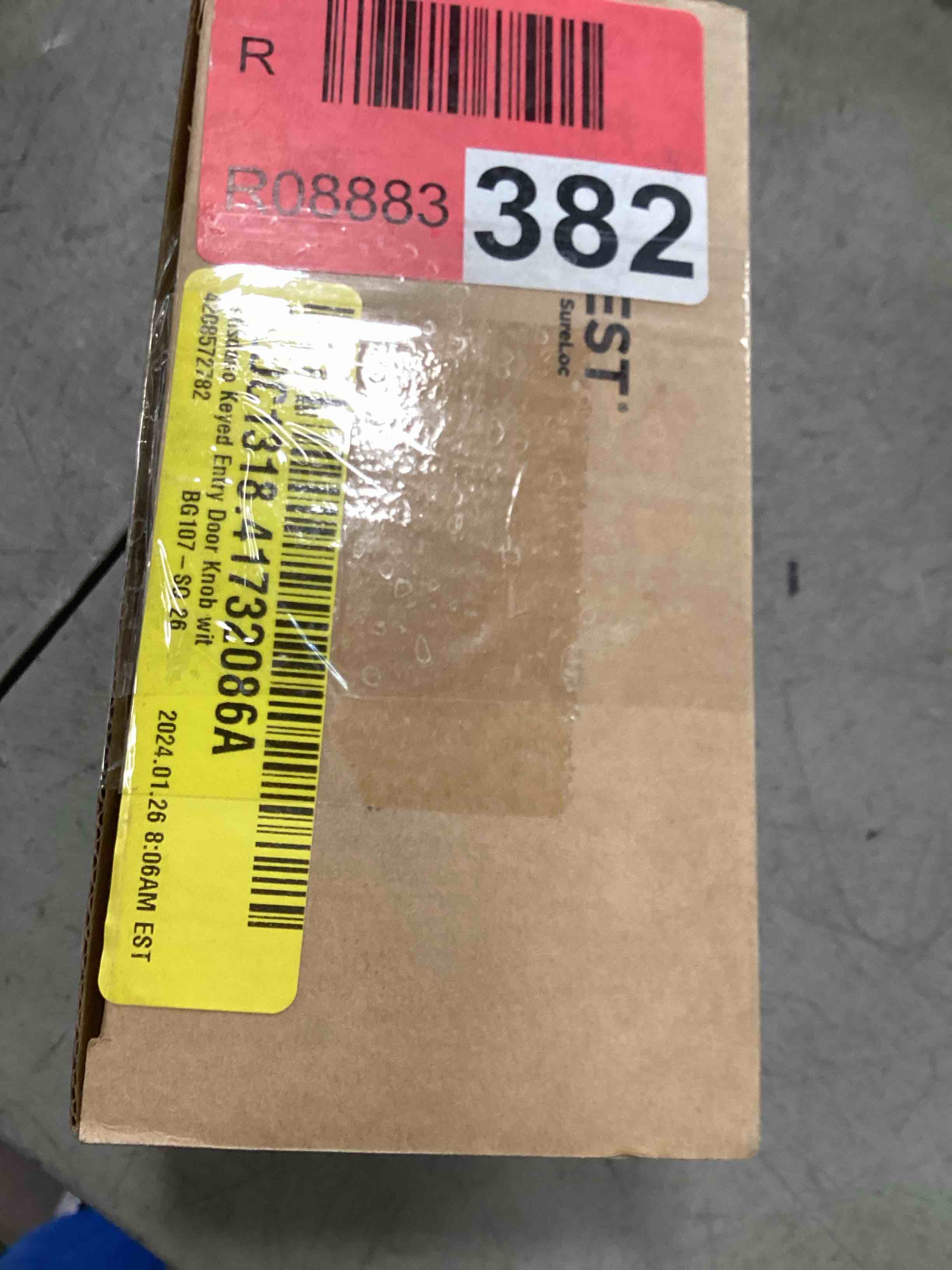 https://s3.amazonaws.com/lotting-images-prod/bidfta/PNK2303863_1746020649201.jpeg