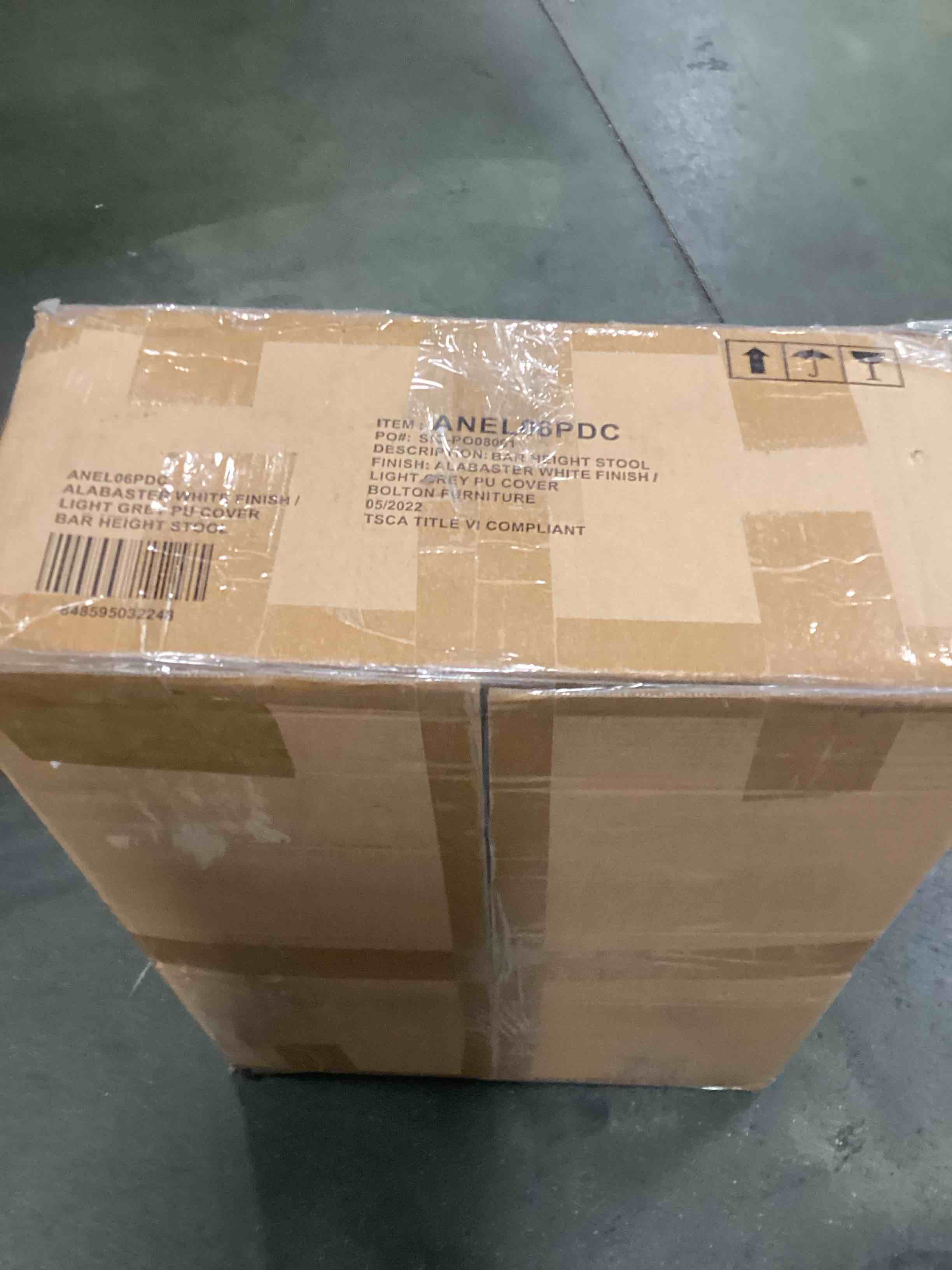 https://s3.amazonaws.com/lotting-images-prod/bidfta/PNK2304117_1746215972430.jpeg