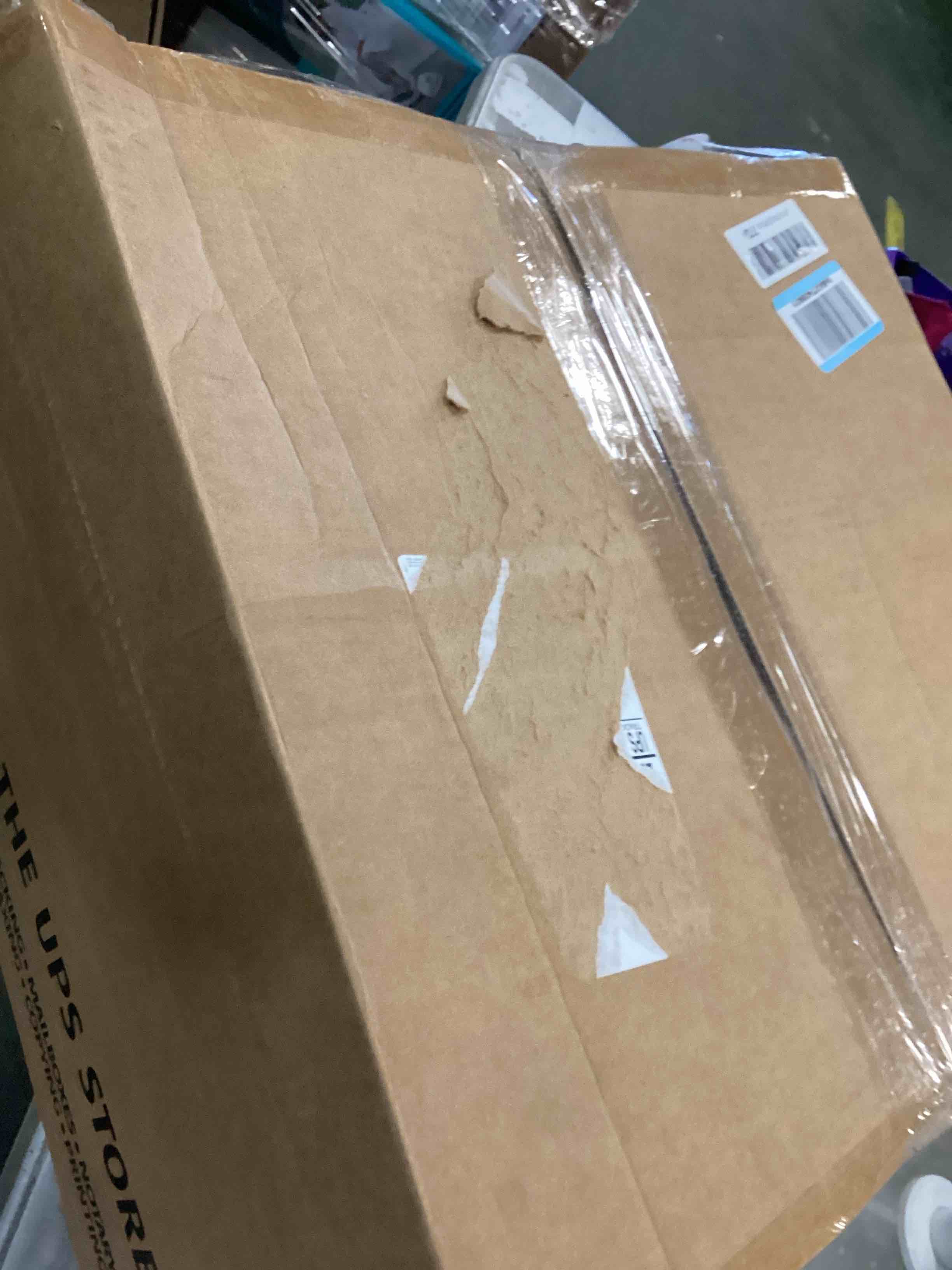 https://s3.amazonaws.com/lotting-images-prod/bidfta/PNK2304536_1746631963485.jpeg