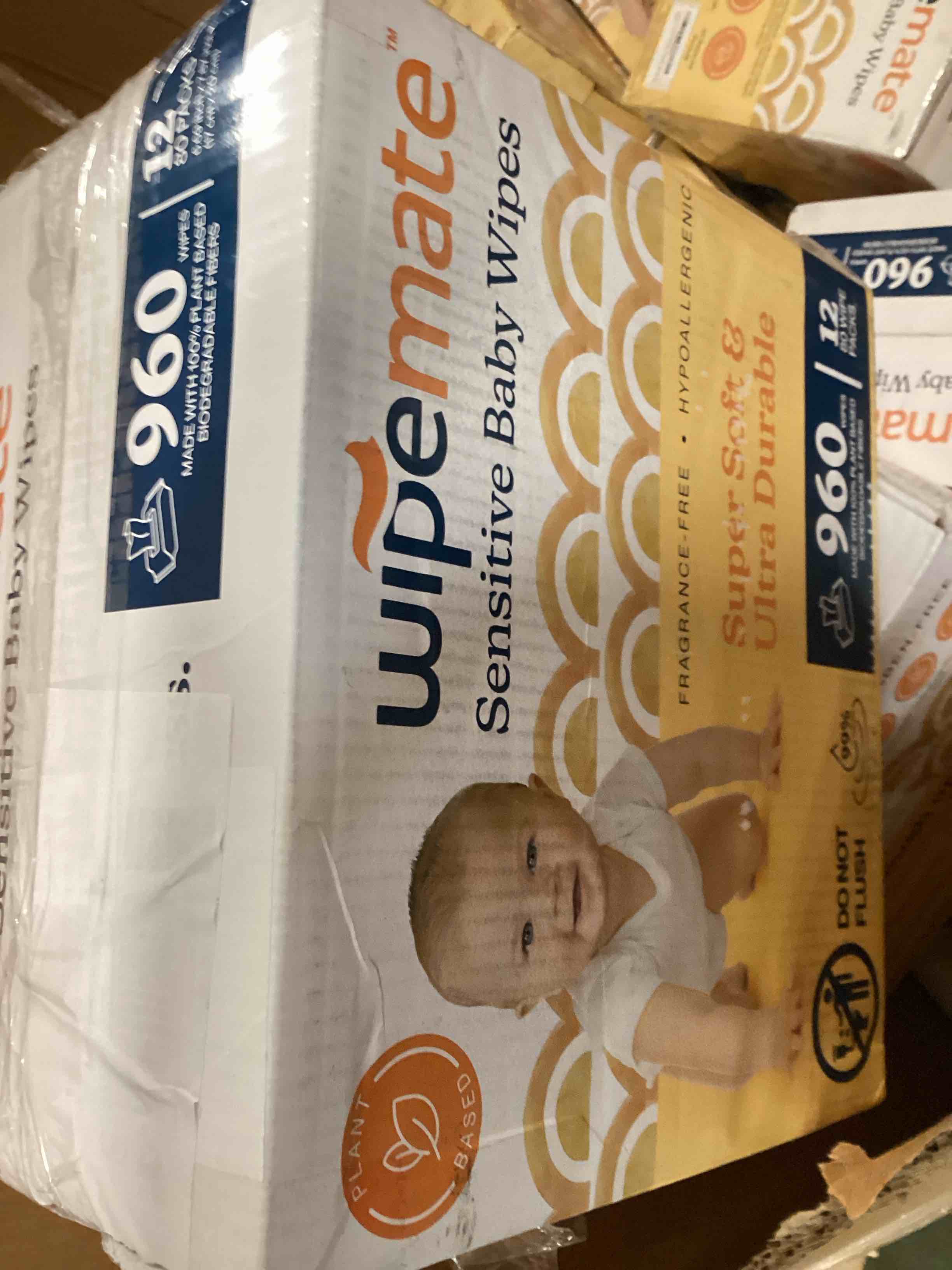 https://s3.amazonaws.com/lotting-images-prod/bidfta/PNK2304764_1746725302712.jpeg