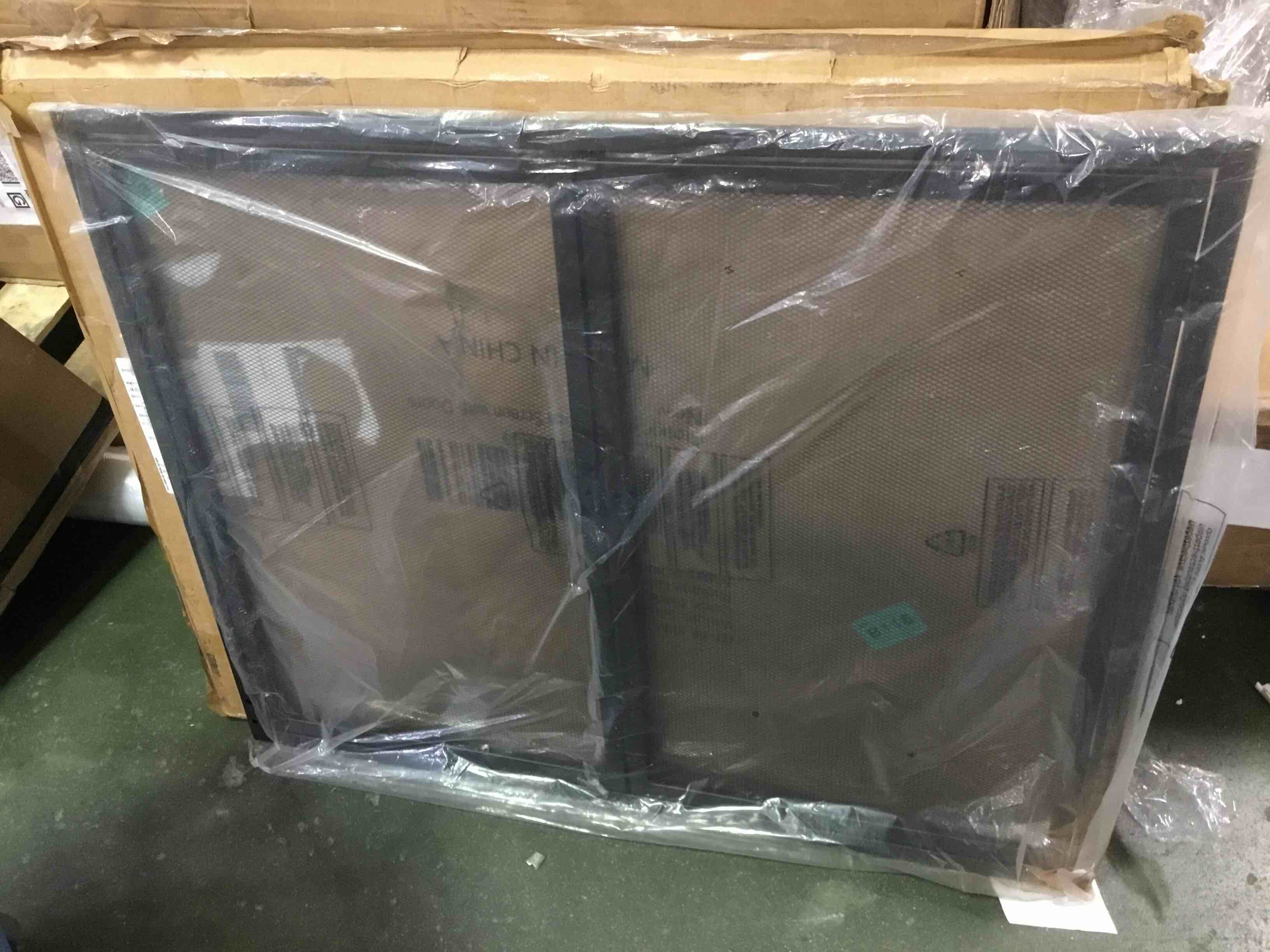 https://s3.amazonaws.com/lotting-images-prod/bidfta/PNK2308270_1746105737816.jpeg